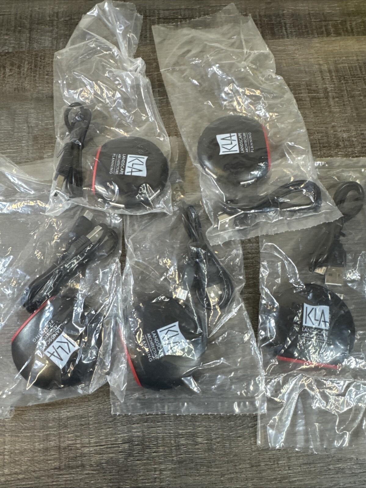 5X  Brand New Sealed Mini 4 Port USB Round Charging Hub Black & Red Lot of 5 2.0