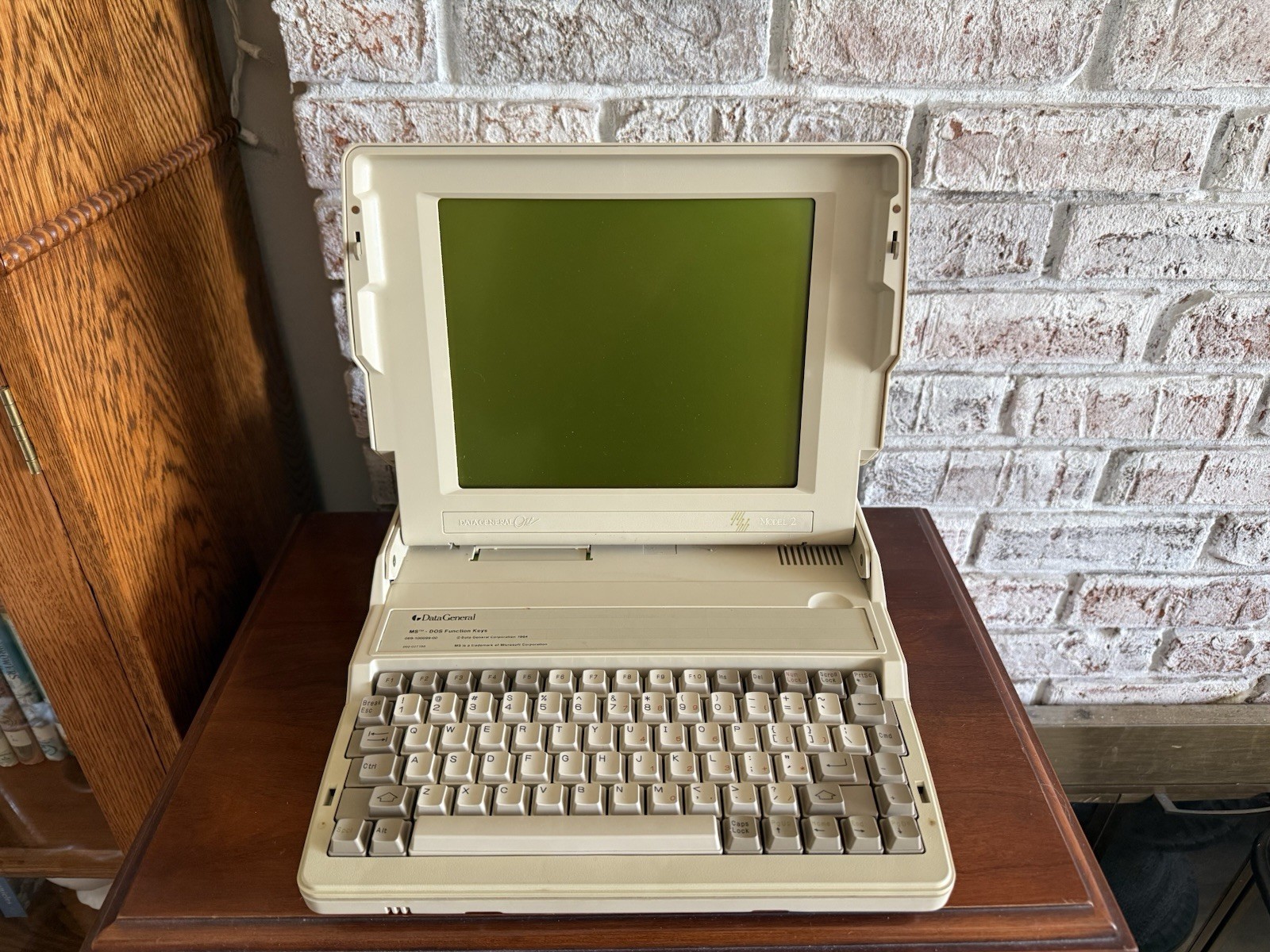 Vintage Data General One Model 2 Computer UNTESTED