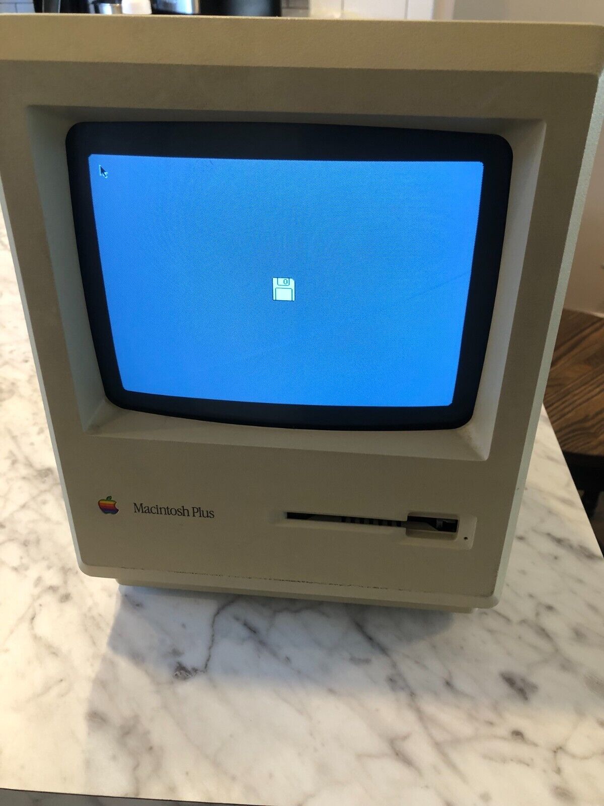 APPLE MACINTOSH PLUS 1 MB M0001A Vintage Mac Computer FDD NOT Working