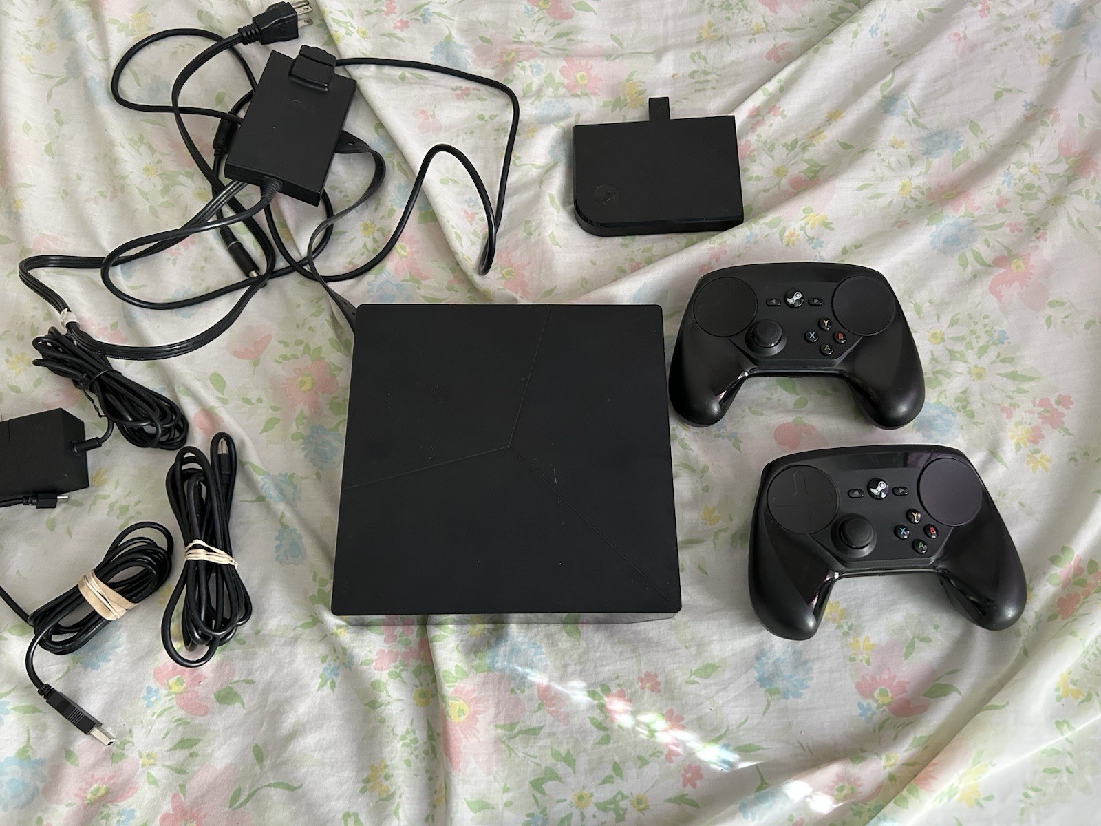 Alienware Alpha R1 i7-4785T 16GB 256GB SSD Win10 + Steam Controllers & Link