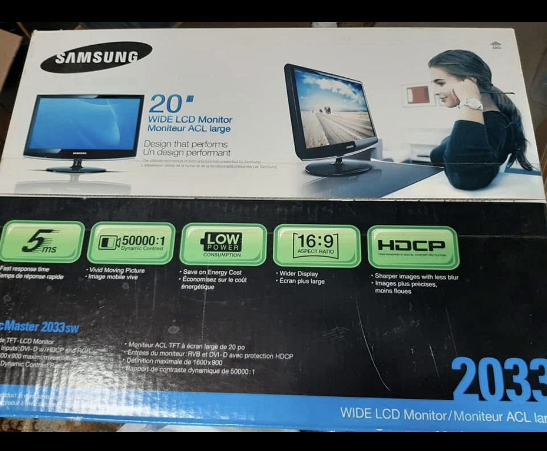 Samsung Syncmaster 2033SW MONITOR New In Box
