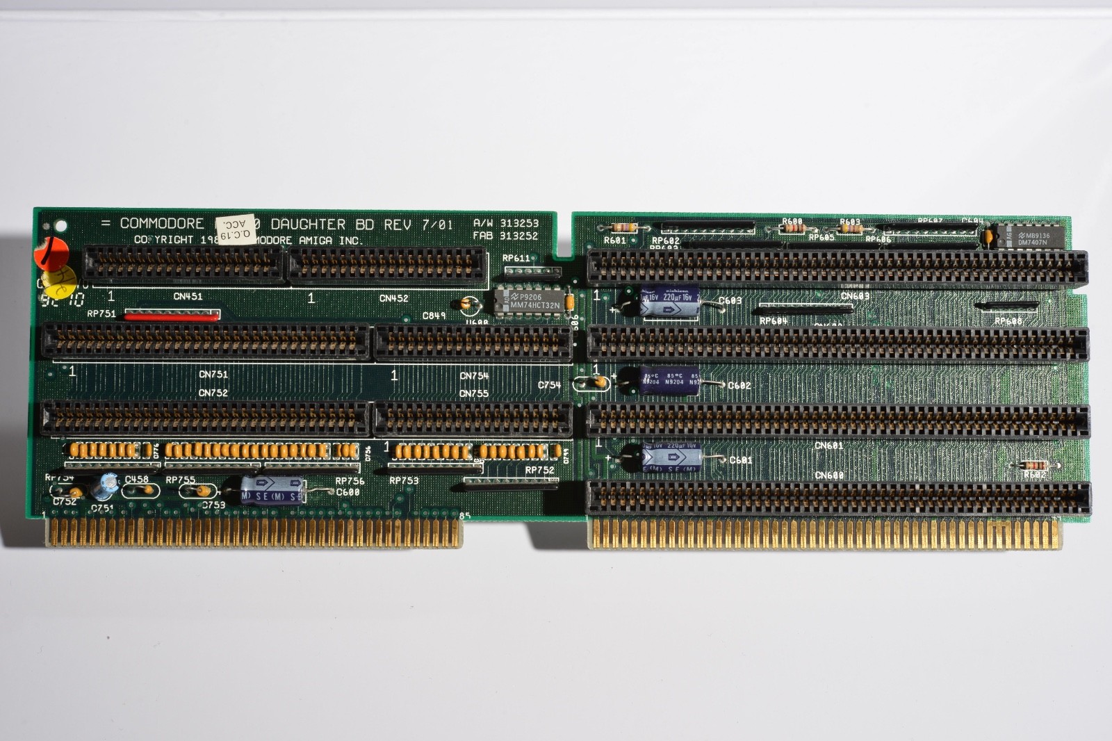 Commodore Amiga 3000 A3000D Daughter board Rev 7/01 Zorro III Backplane