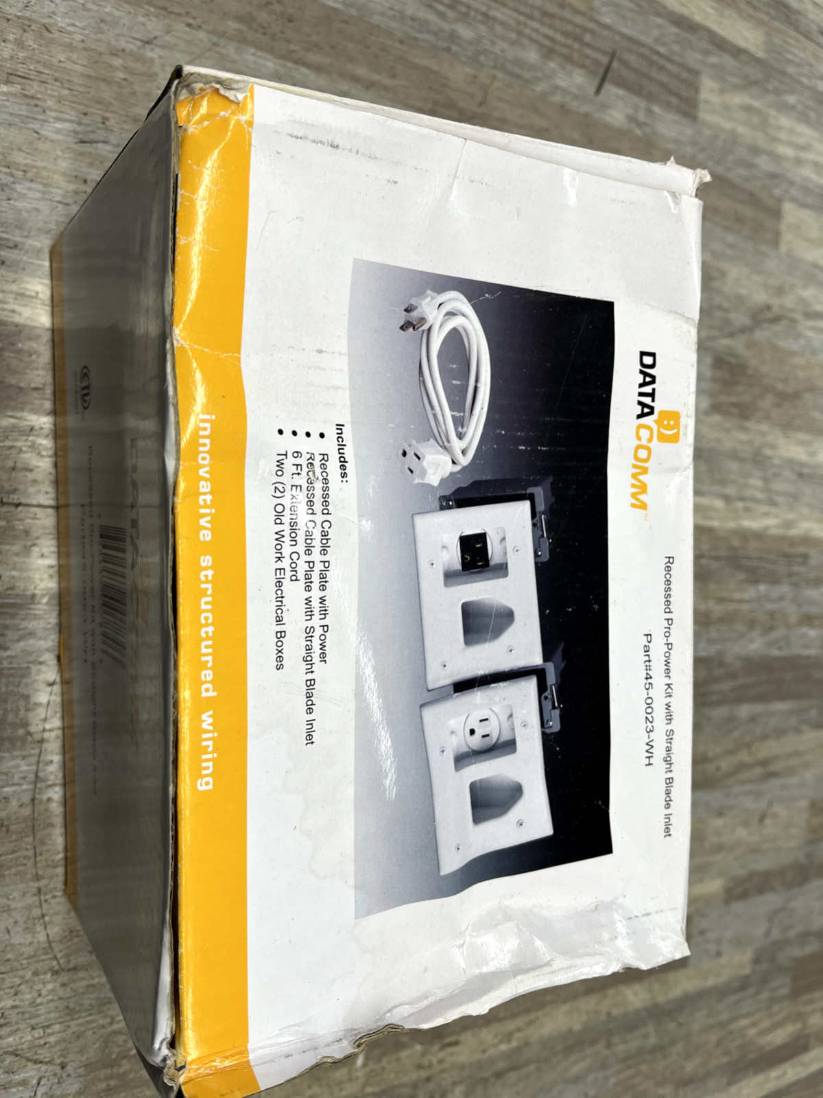 Data Comm Electronics 45-0023-WH Recessed Pro-Power Kit New Open Box