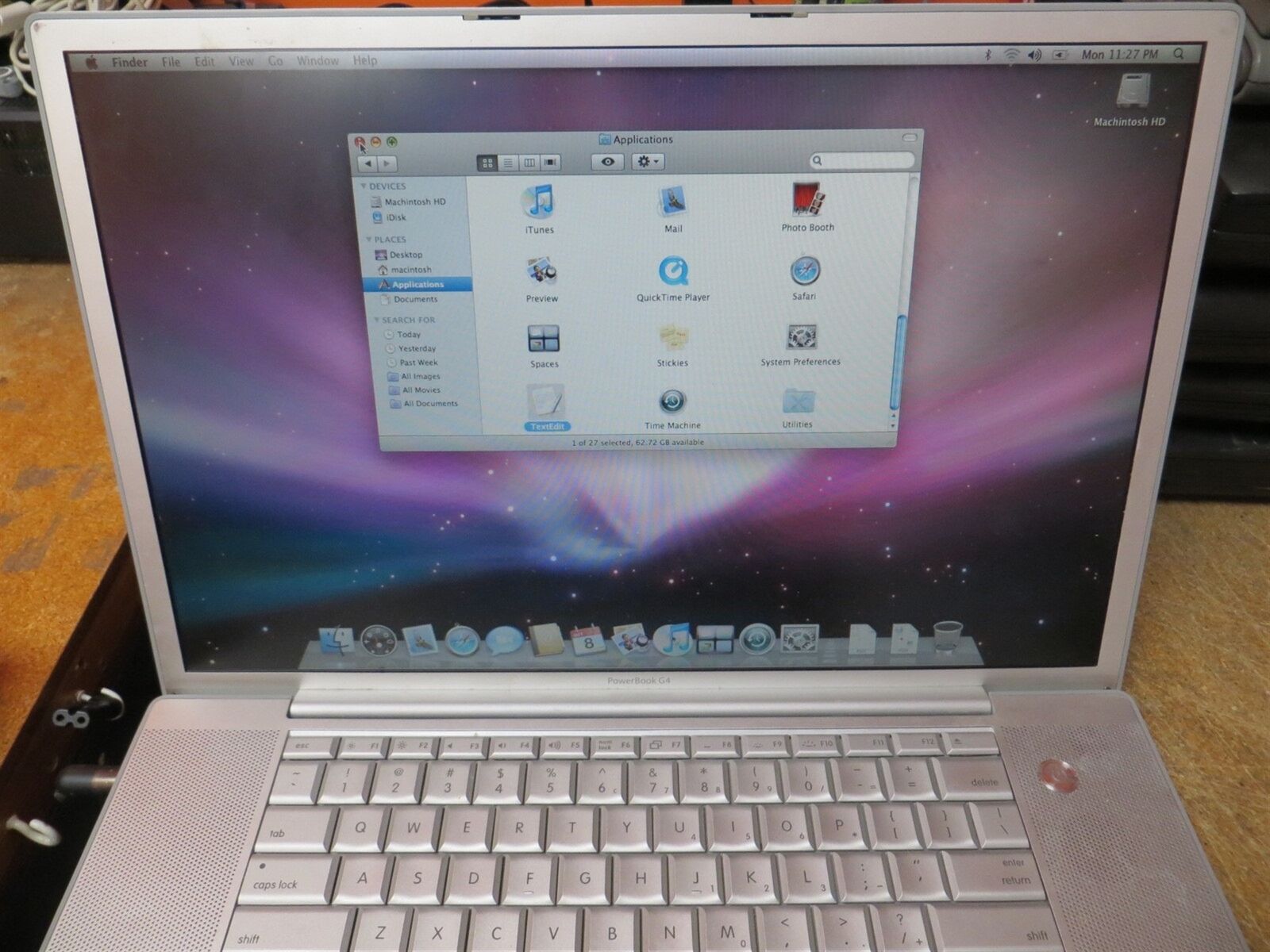Apple PowerBook G4 A1052 17\