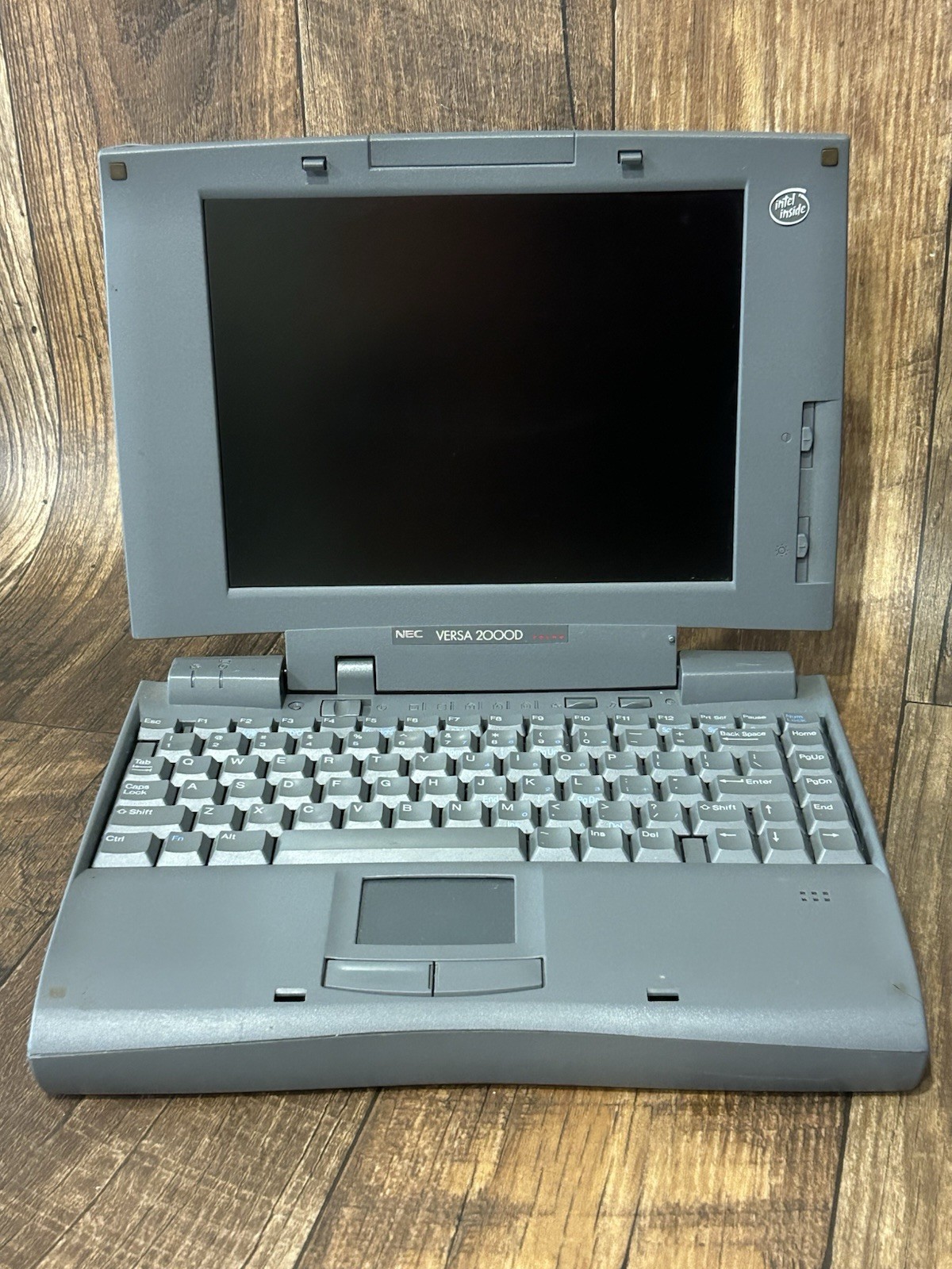 NEC Versa 2000D Laptop For Parts As Is PC-6010-41301W Not Tested Retro