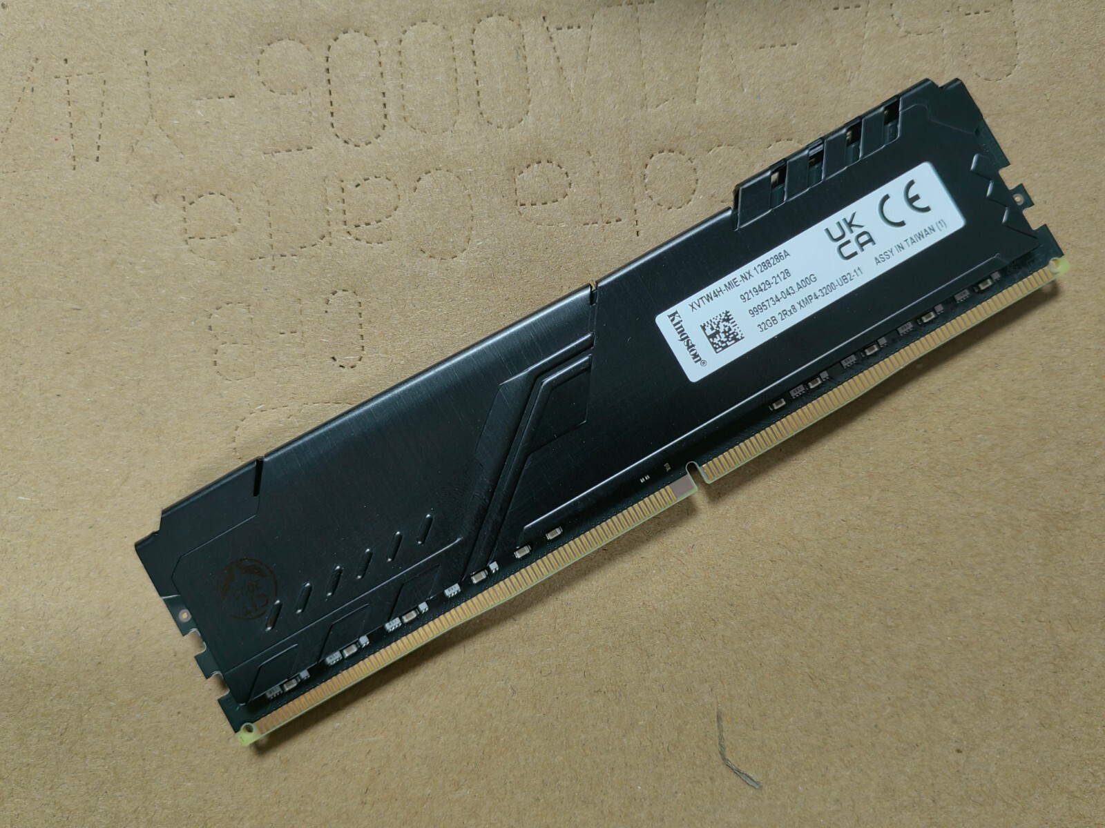 DELL Kingston 32GB DDR4 3200MHz Desktop DIMM RAM XMP PC4-25600 2Rx8 288pin