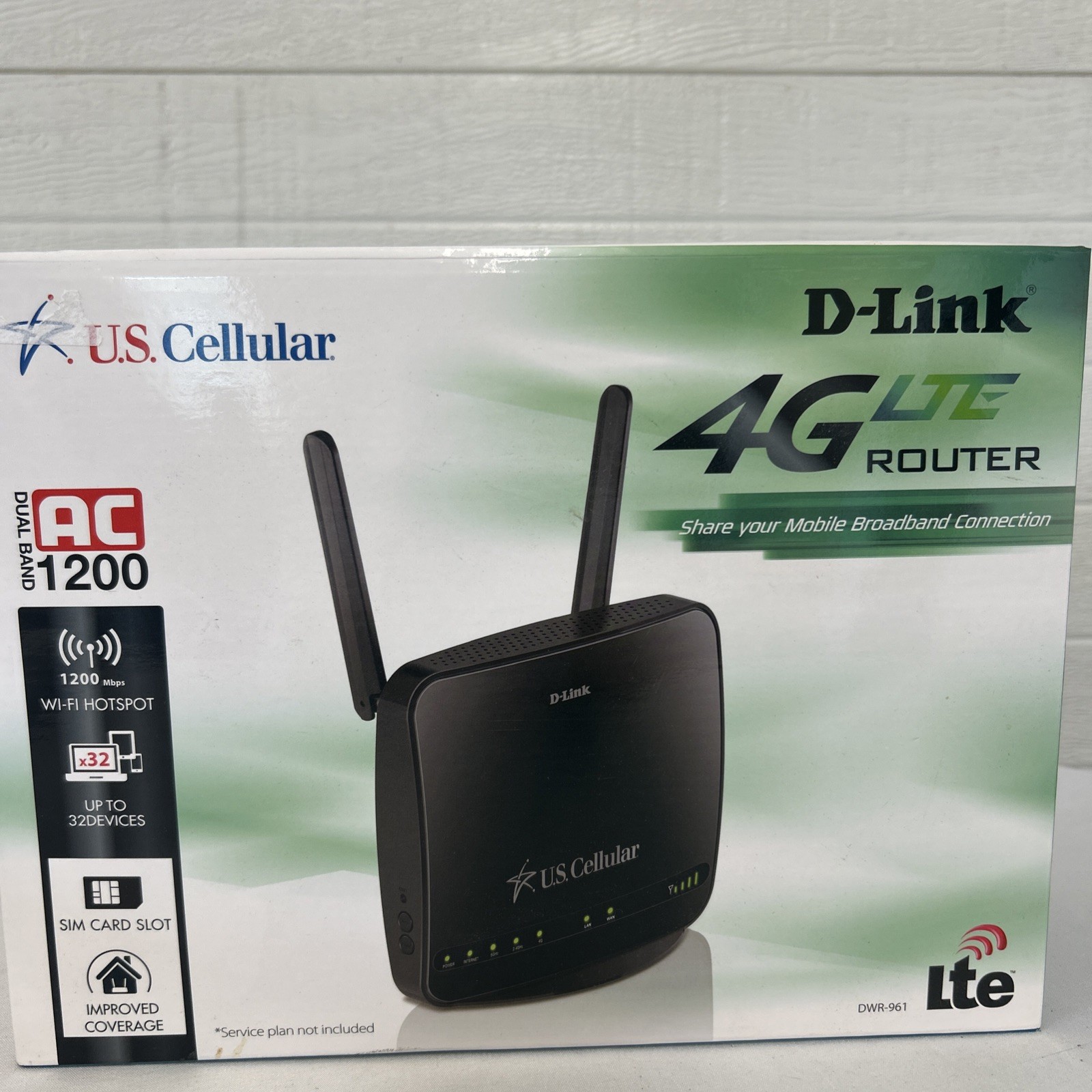 D-Link DWR-961 - US Cellular 4G LTE Wireless Router AC1200