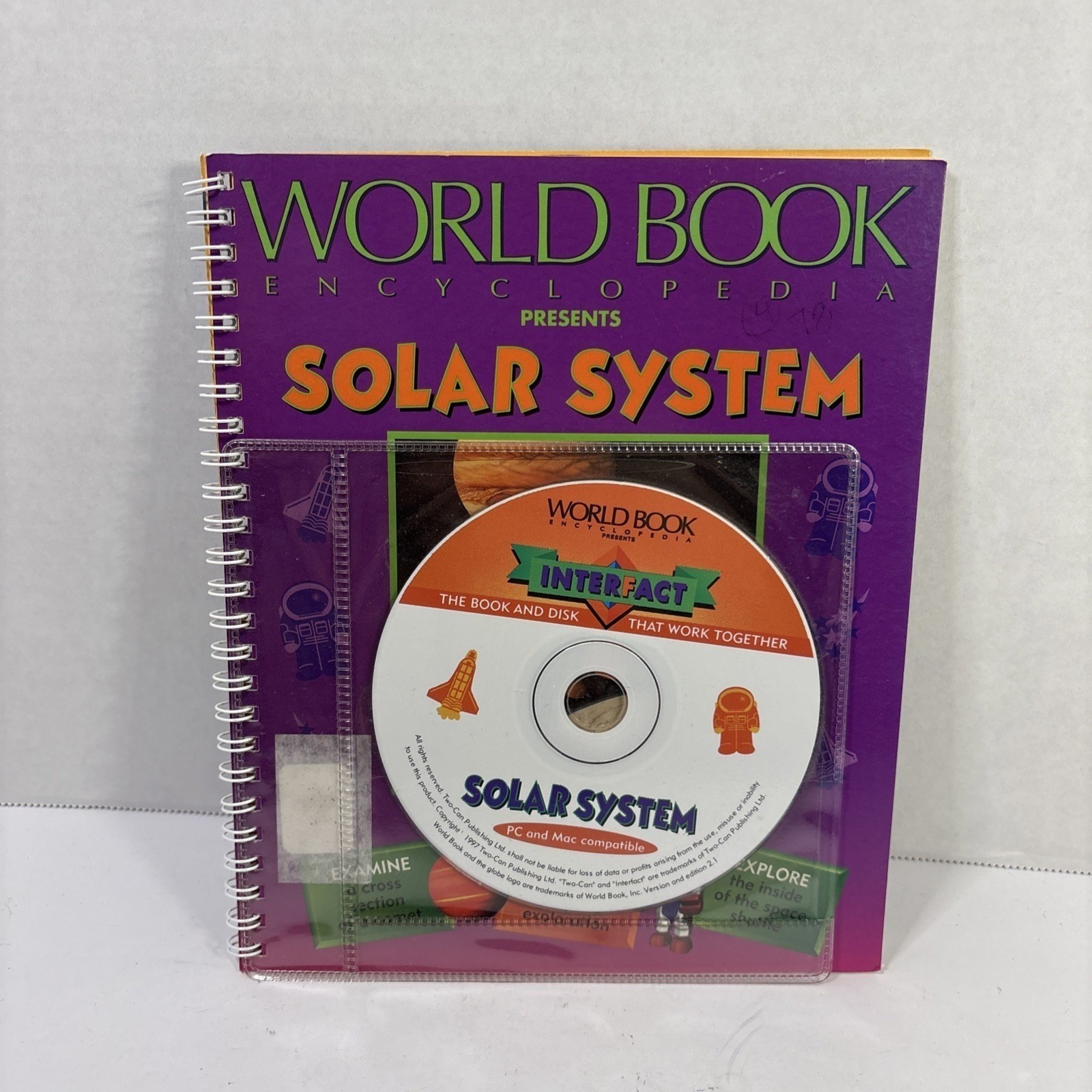 World Book Encyclopedia Presents Volcanoes Text & CD‑ROM Disk