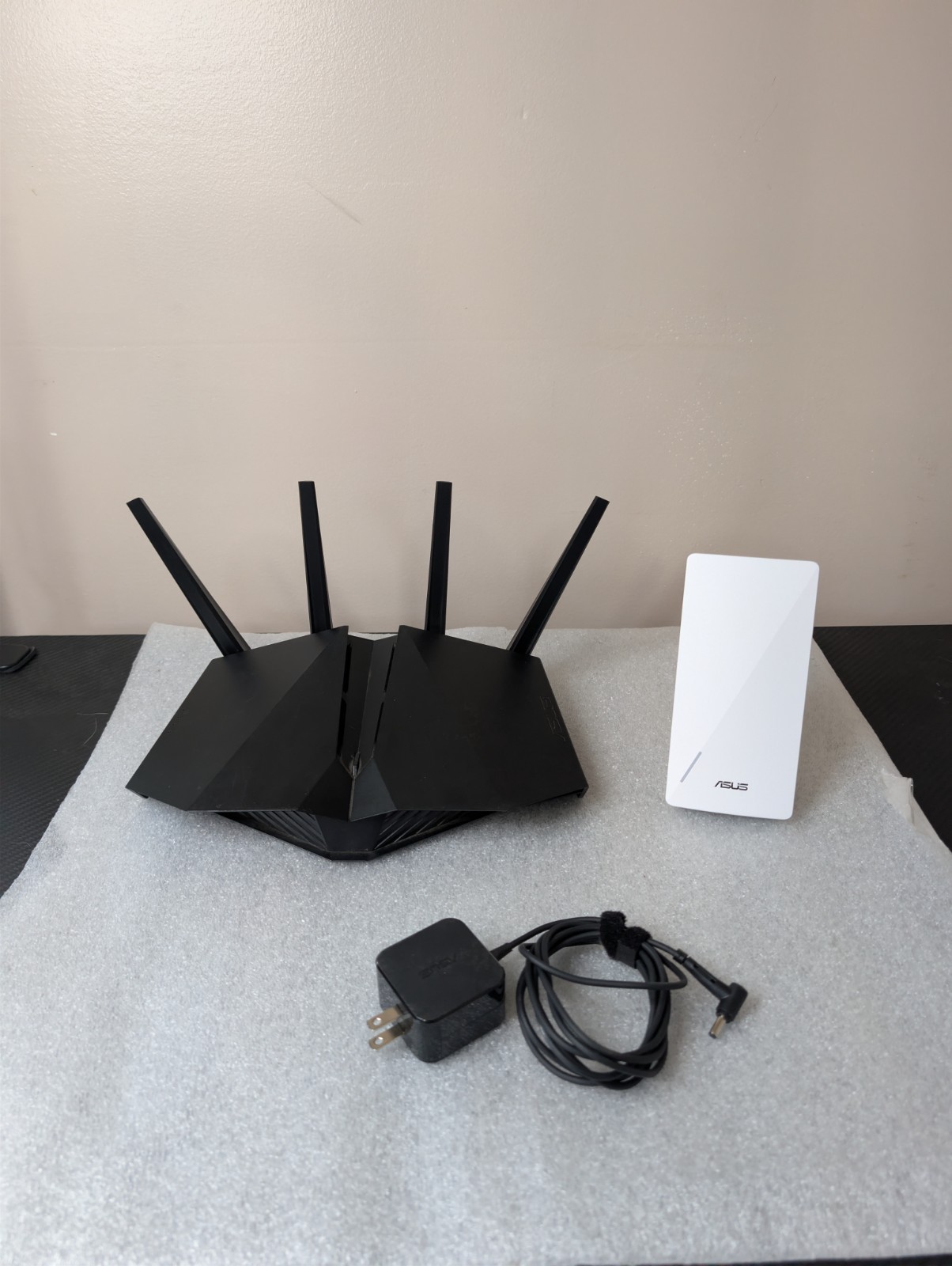 ASUS RT‐AX82U AX5400 Gaming Router + RP‐BE58 BE3600 WiFi Range Extender