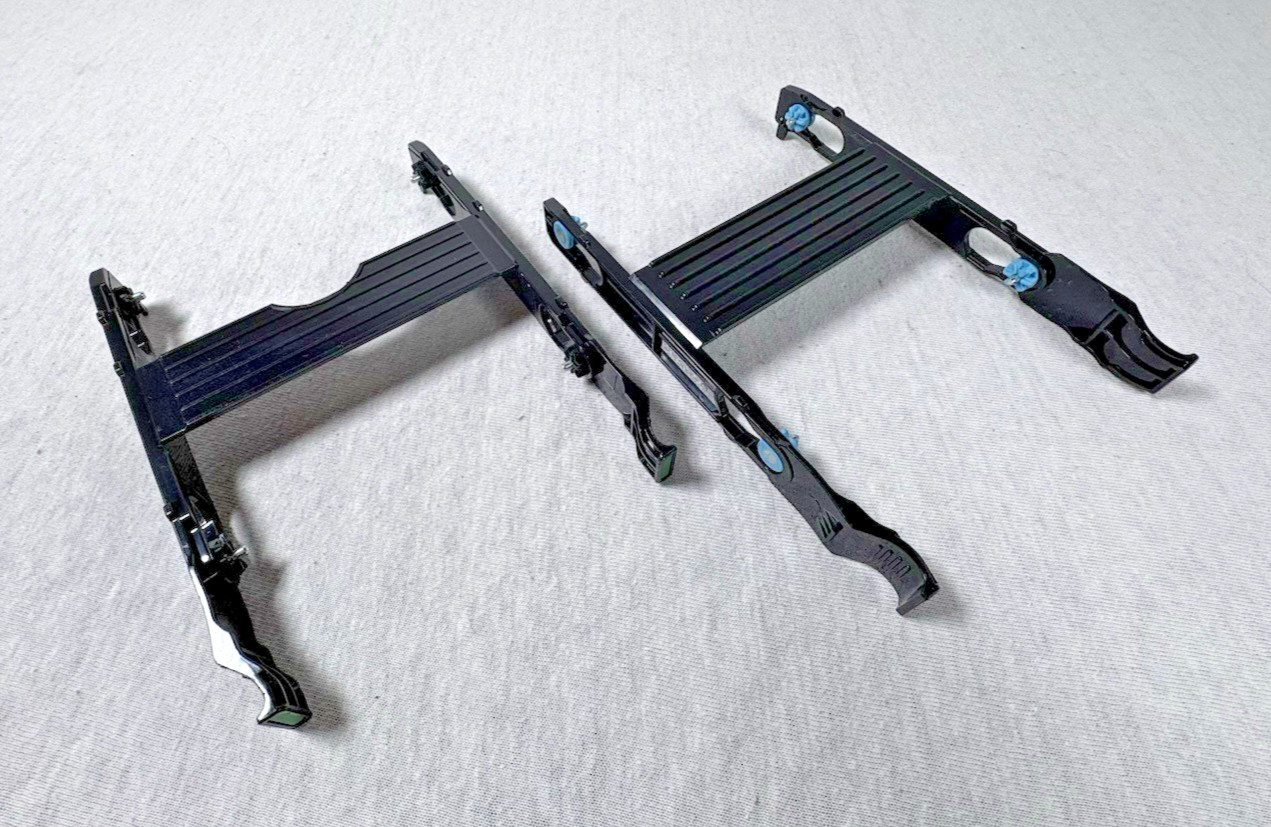 Lot of 2 -  HP Z210 Z220 Z230 Z240 Z440 Hard Drive HDD 3.5" Tray/Caddy