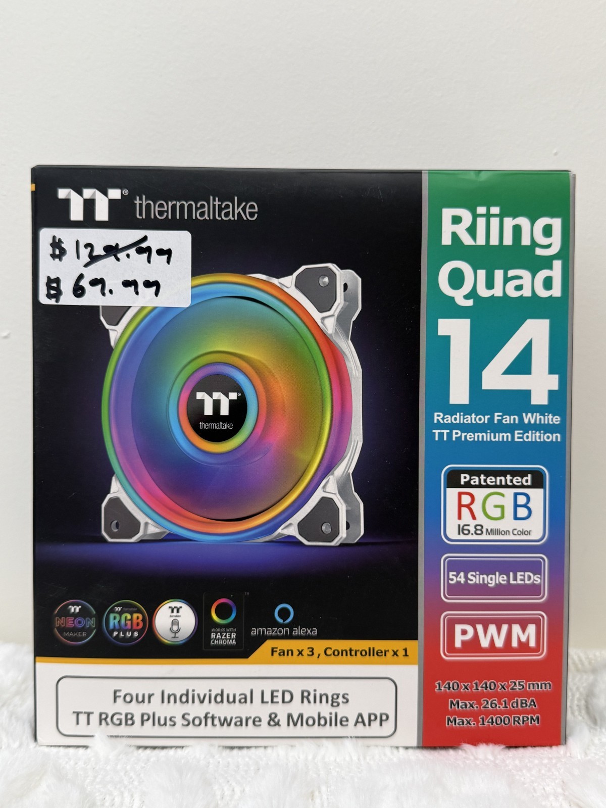 Thermaltake Riing Quad 14 RGB White 3-Pack Fan TT Premium w/ Controller