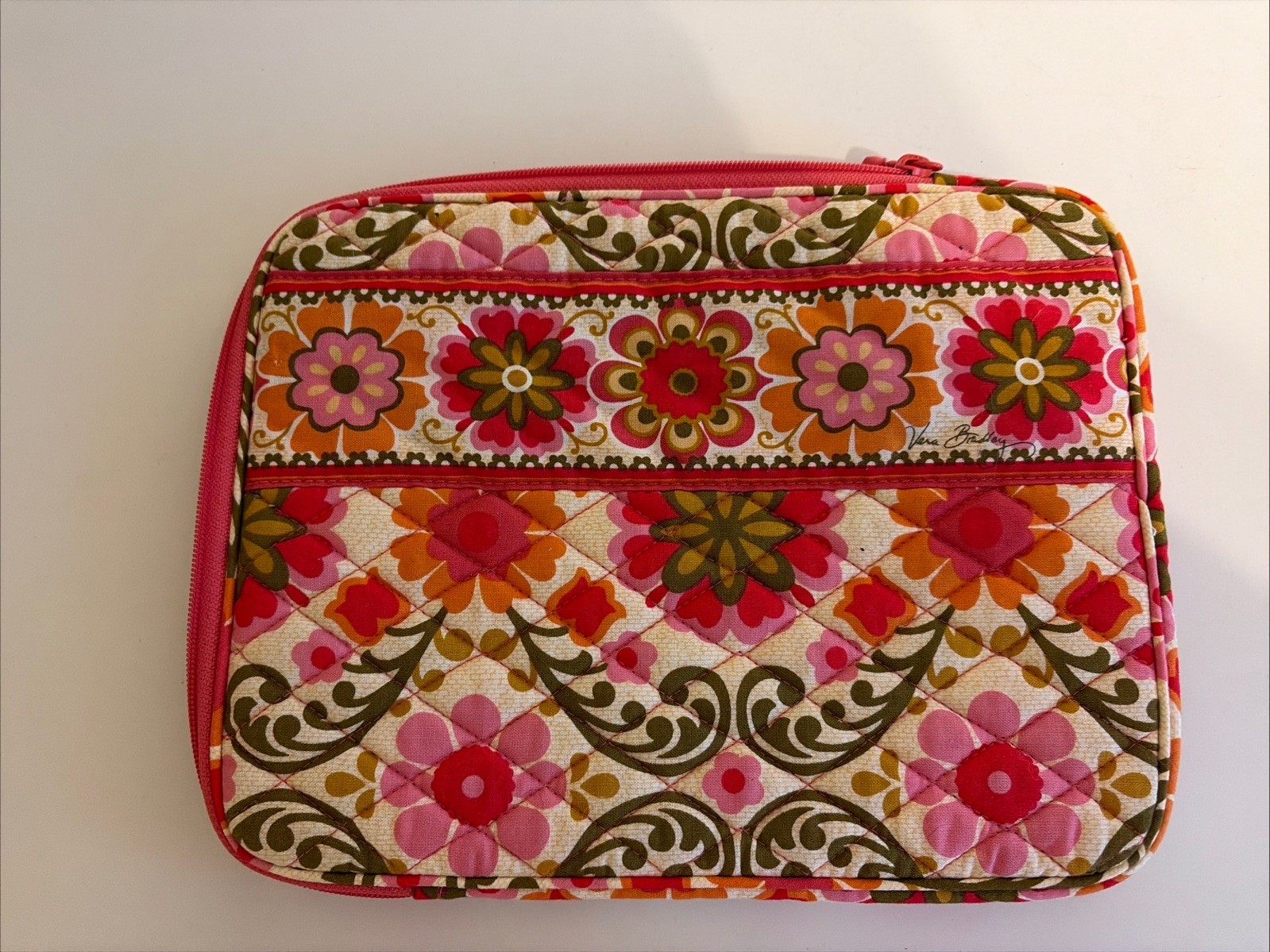 Vera Bradley  Folkloric Tech Case Tablet E ReaProtective Cover, Vivid Pink Color