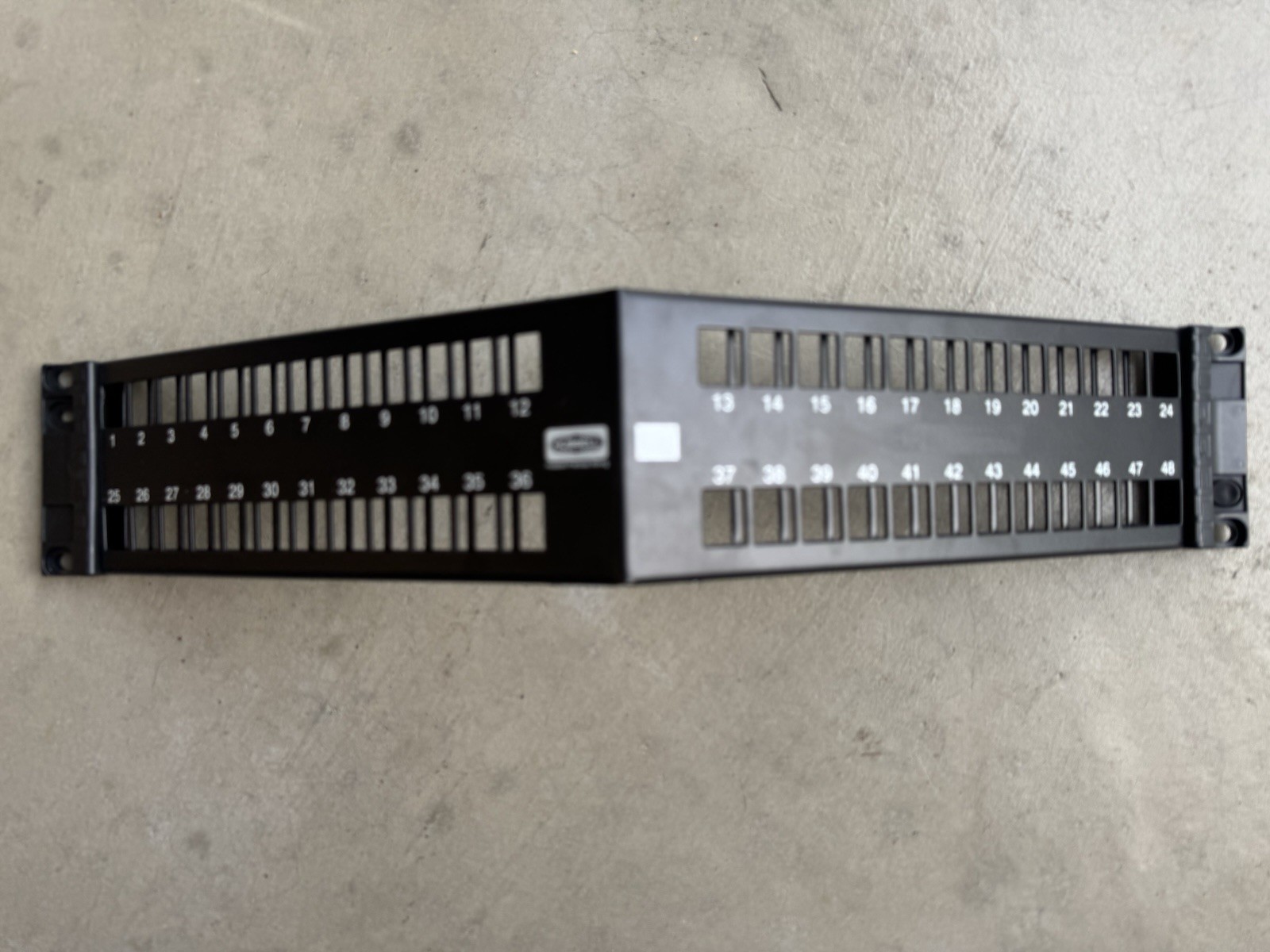 USED HUBBELL UDXA48 48 PORT ANGLED PATCH PANEL UNLOADED