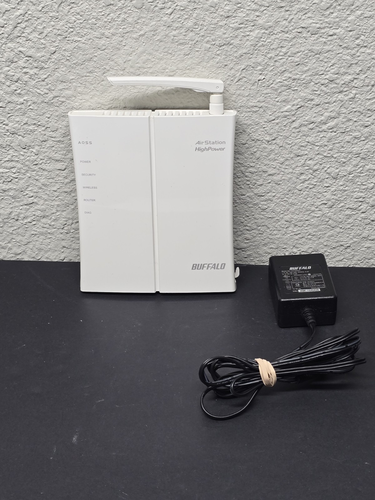 Buffalo Technology HighPower Wireless N Router (WHR-HP-GN) / Free Fast Shipping