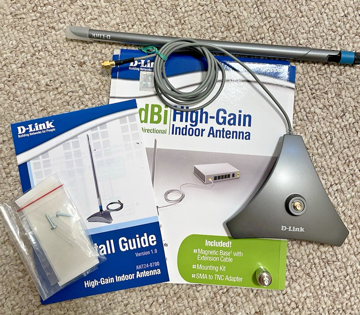 D-Link Wireless 7dBi High-Gain Omni-Directional Indoor Antenna ANT24-0700