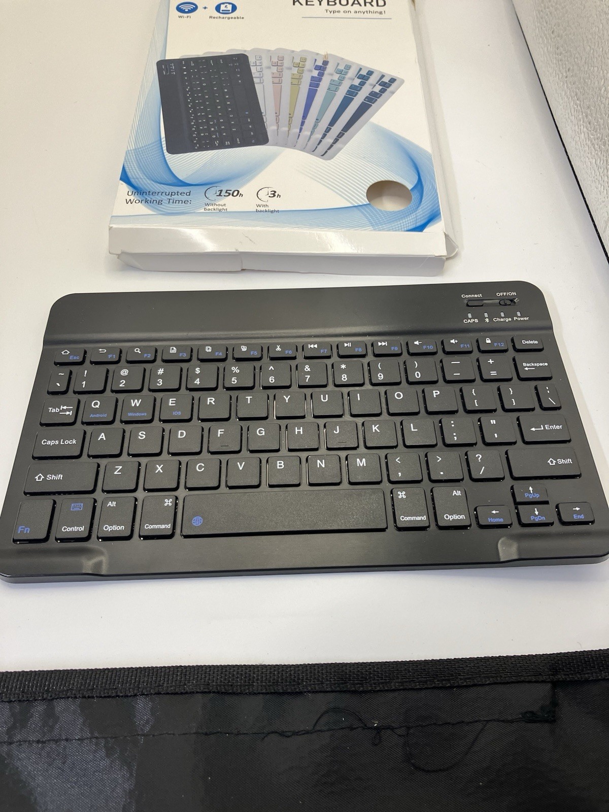 Bluetooth Keyboard - Pretty Slick Makes Working On Phone A Lot Easier NEW