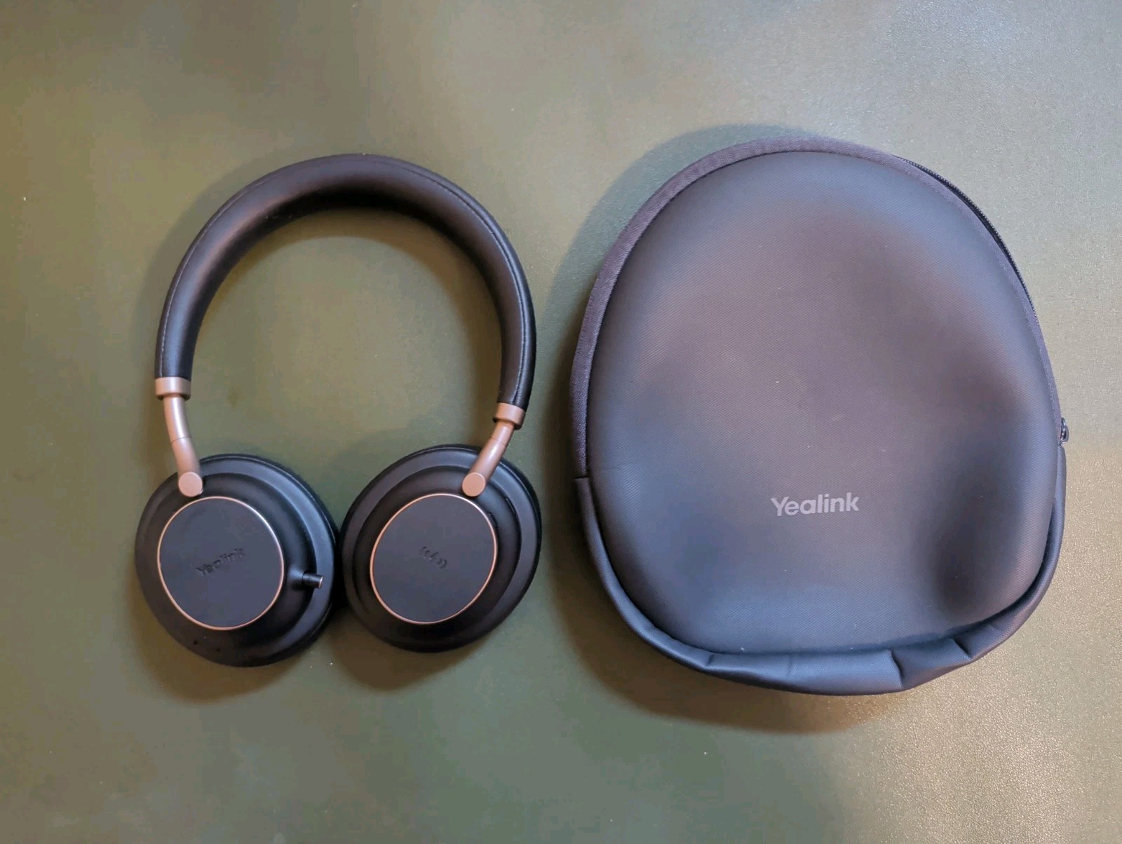 Yealink BH76 Plus Bluetooth Headset W Mic PC Mac, Works with Teams - Open Box