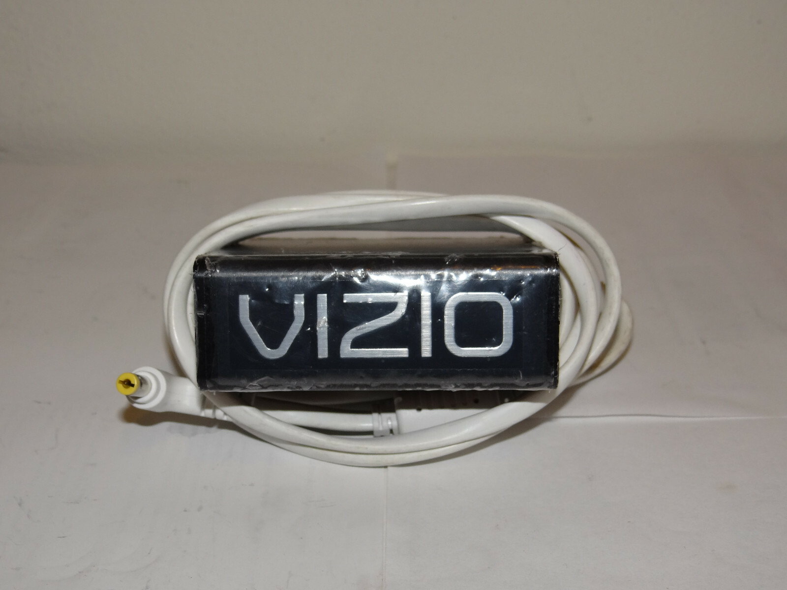 Genuine VIZIO Lite-On PA-1051-11 Power Supply AC Adapter 12V 4.58A