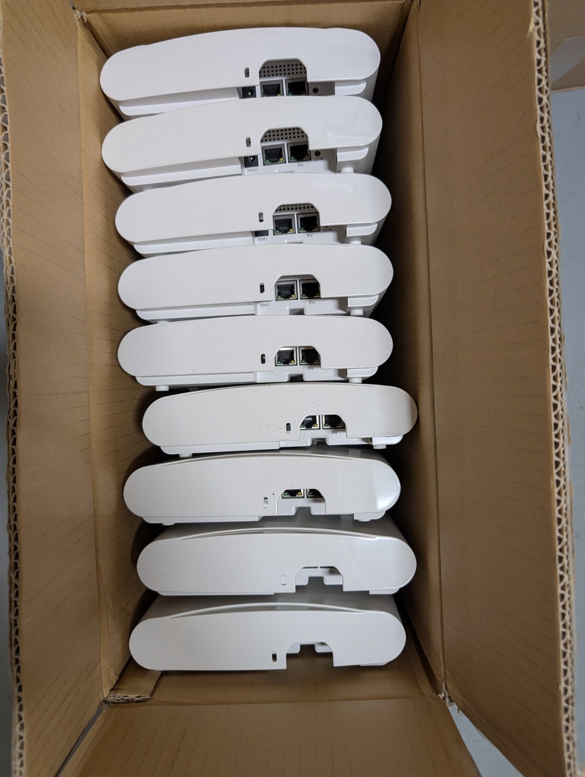 Ruckus R610 Dual-Band Wireless Access Points Lot of 18 UNLEASHED code Available