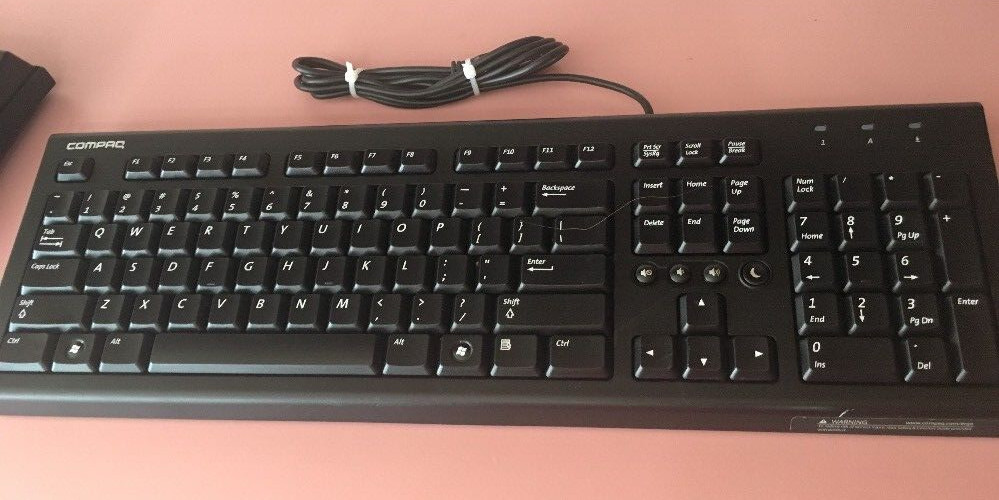 Compaq HP PR1101U Wired USB Keyboard-SHIPS SAME BUSINESS DAY 