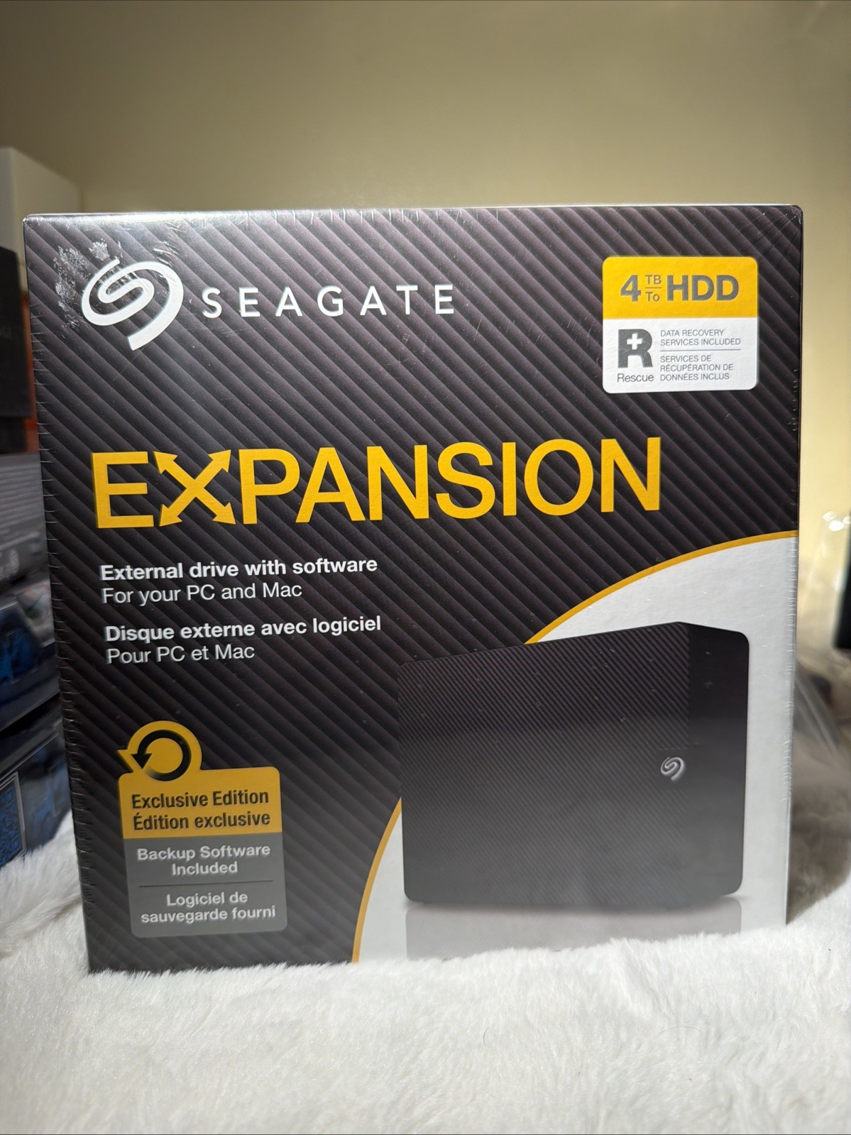 Seagate Stkr4000400 Expansion Desktop 4tb External Hard Drive - new Black