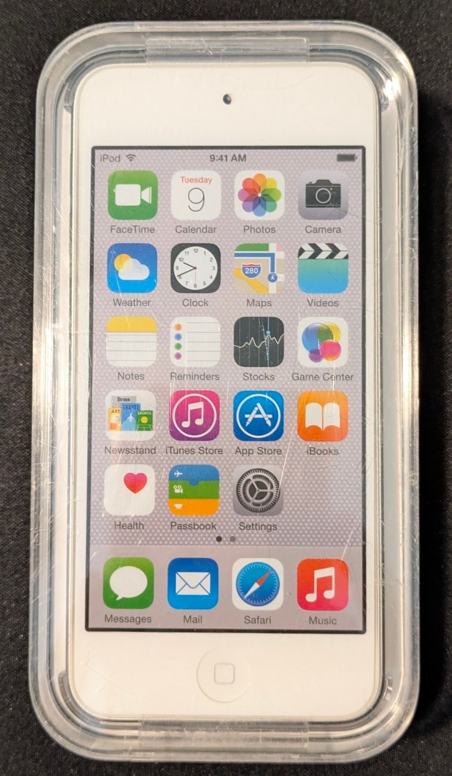 Apple iPod Touch - 5th Generation - 16GB White - A1421 - MGG52LL/A iOS 9.3.5