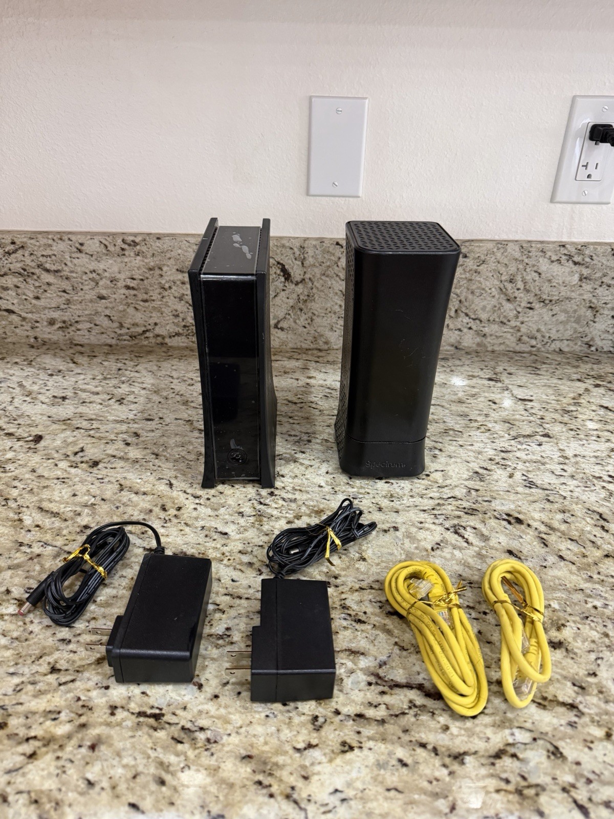 Spectrum Router Sac2v2s & Modem EN2251 DOCSIS 3.1 eMTA 2.5G