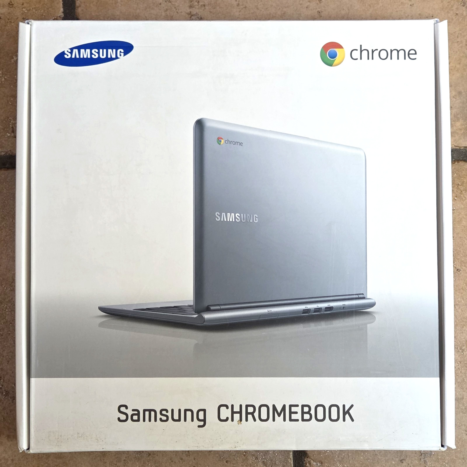 NEW Samsung XE303C12-A01US 11.6" Chromebook Exynos 5250 16GB SSD 2GB RAM  317027