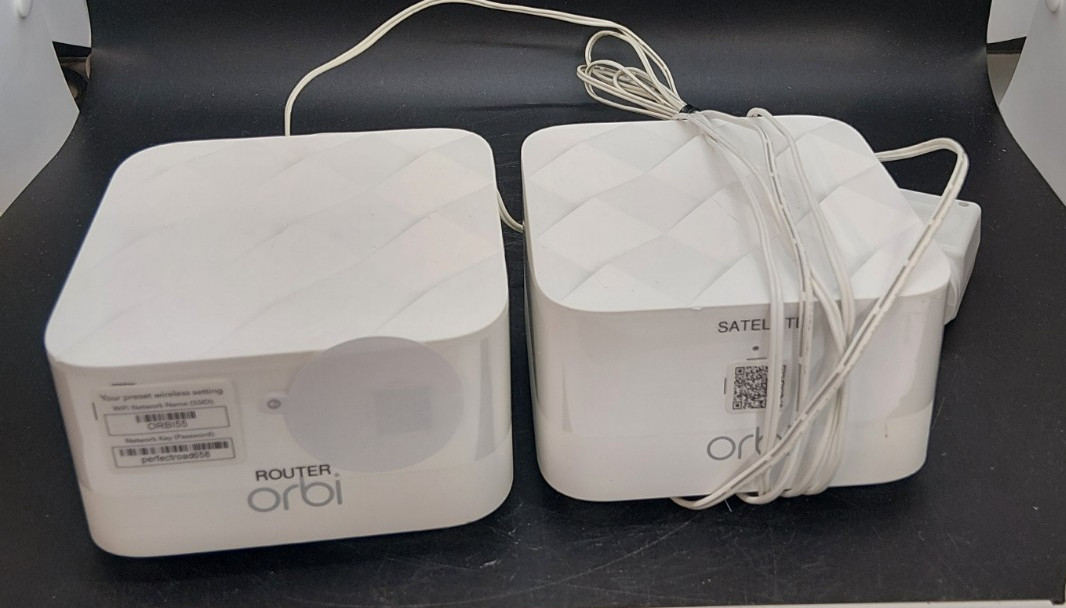 2-Orbi RBS10 Mesh WiFi Router and Satellite White with Power Cord (Tested)