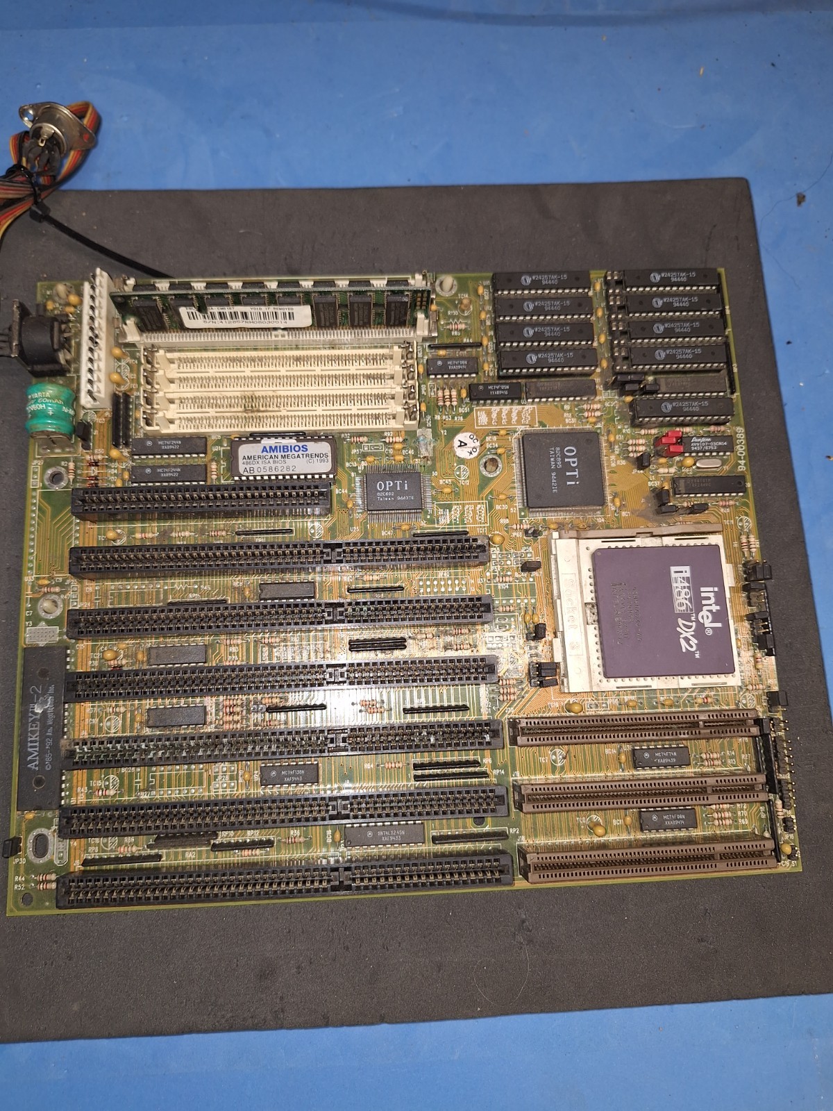 Vintage 1993 AMIBIOS 486DX2  ISA BIOS American Megatrends Motherboard For Parts