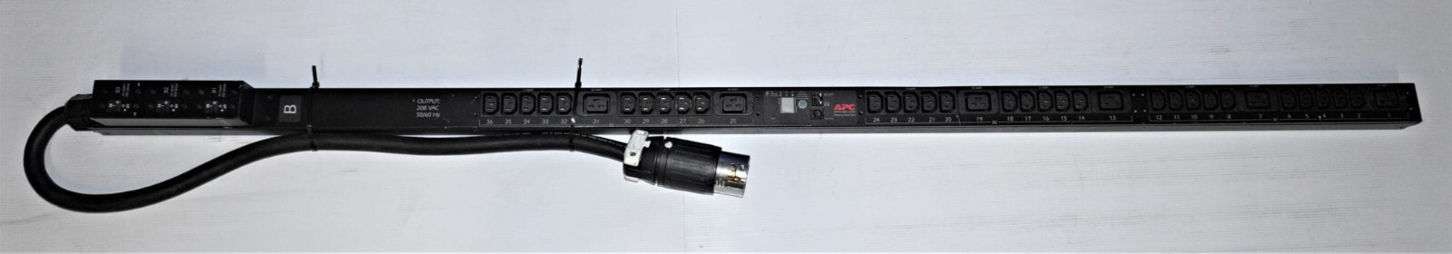 APC AP7868 208V 36 Outlet Power Distribution Unit