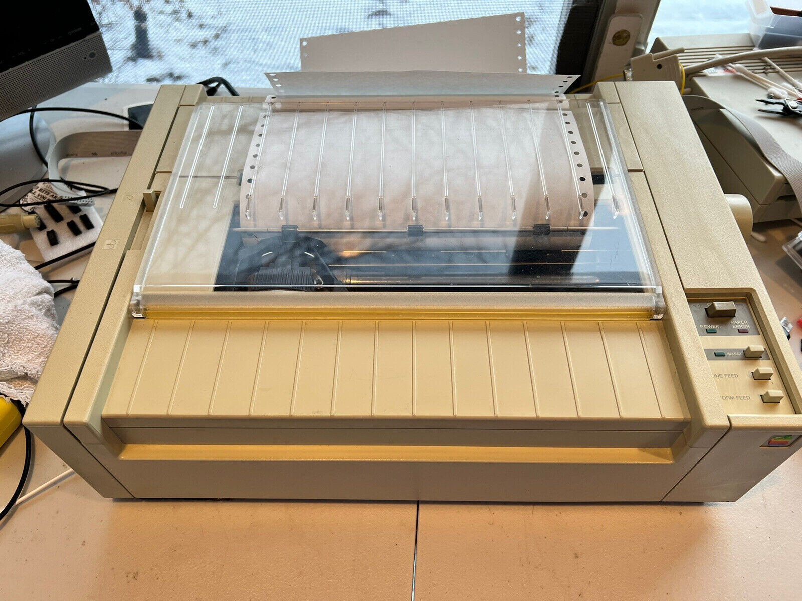 Vintage Apple A9M0303 Dot Matrix 2c Computer Printer Powers On