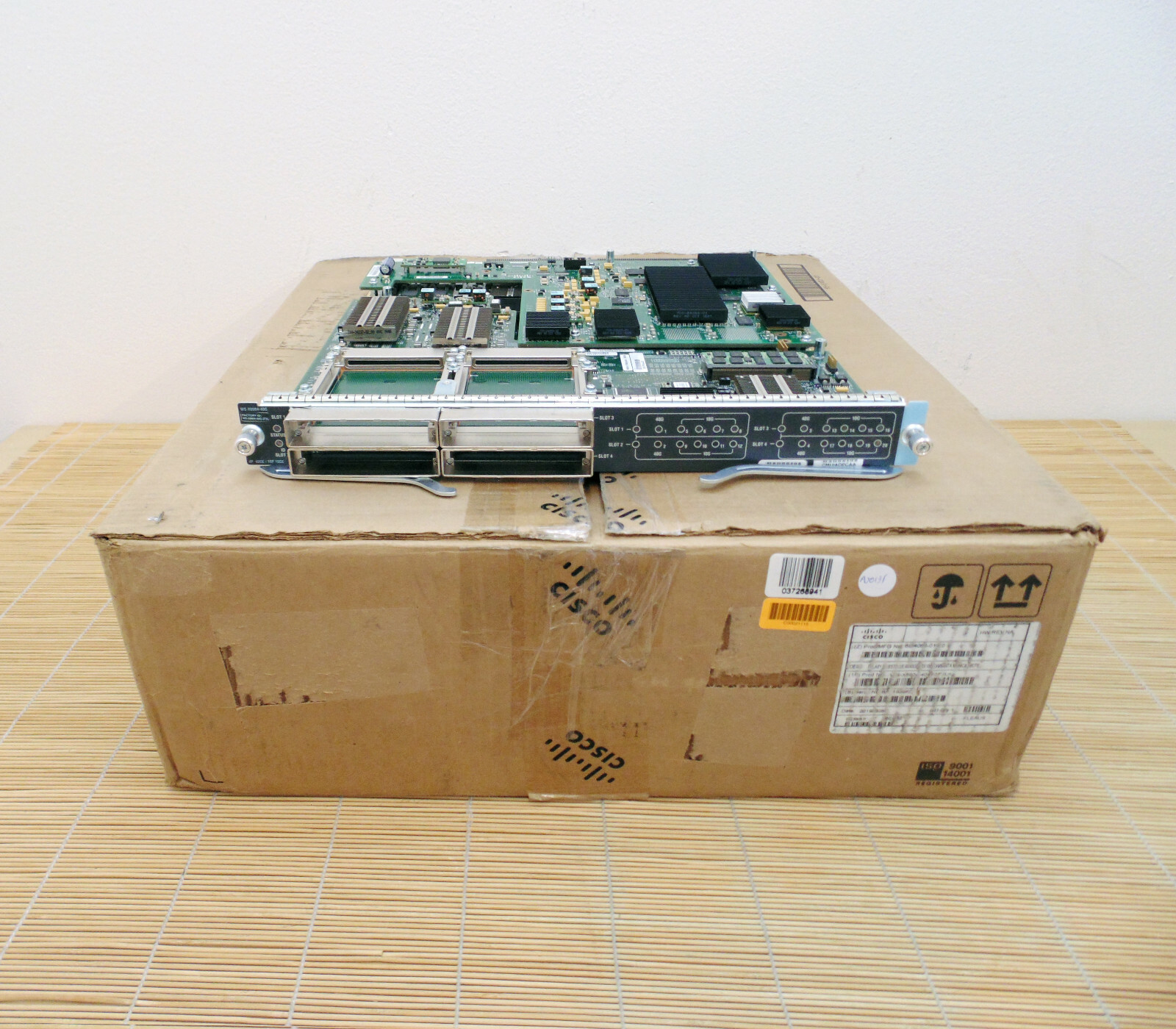 New Cisco WS-X6904-40G-2TXL Catalyst 6900 Series 4-Port 40 DFC4XL New Other