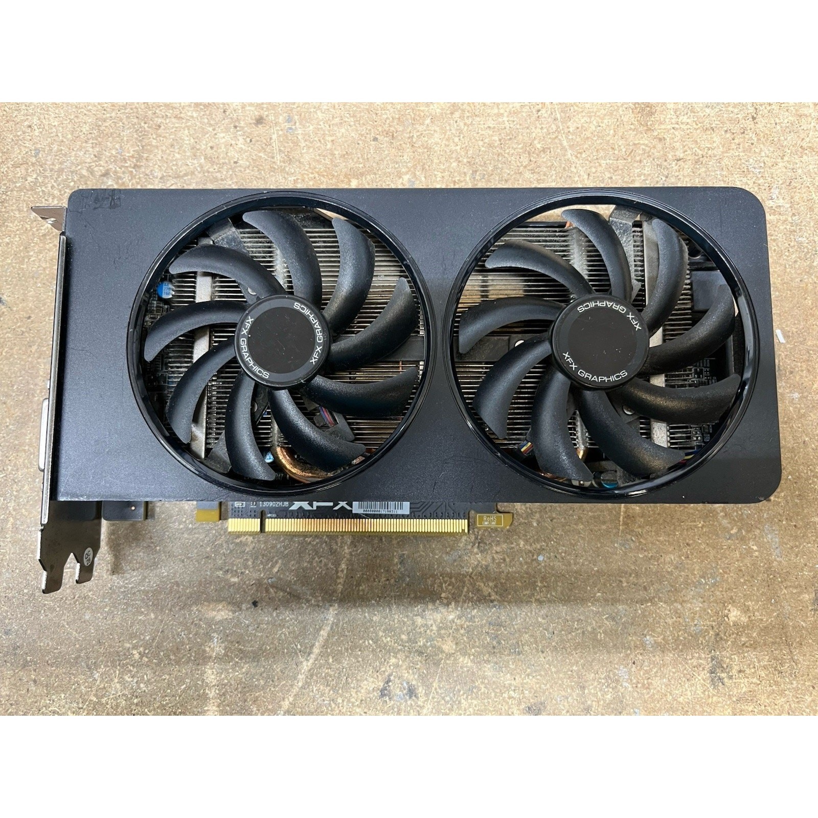 XFX Double D Radeon R9 270 2GB GDDR5 PCIe 3.0 x16 Video Graphics Card R9-270A-CD