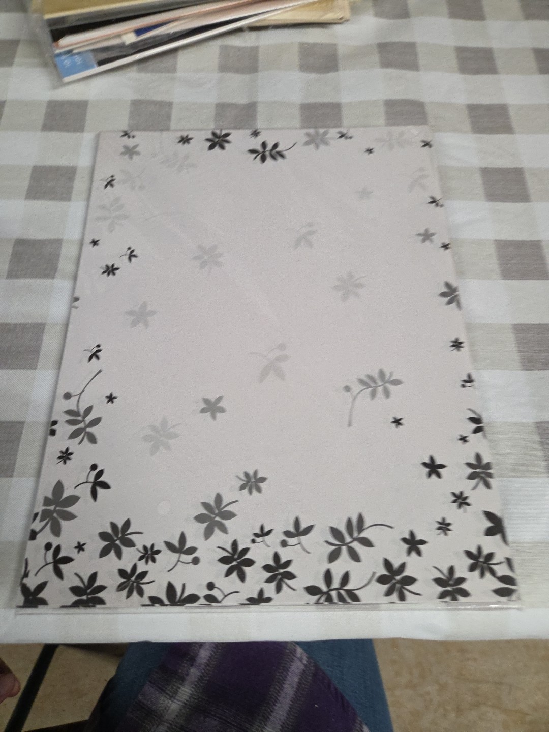 Computer Printer Paper 45 Sheets 8.5" x 11" Greenbrier White Leaves (PaperB)