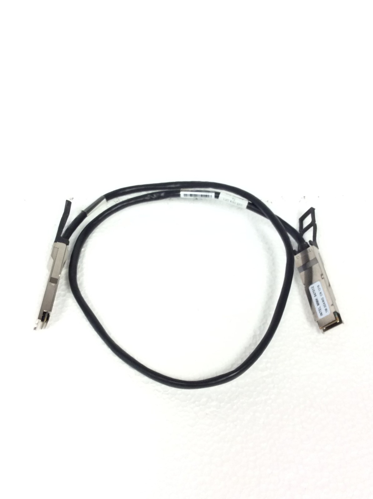 Intel 947012 1 Meter 100 Gb/s Passive Copper Direct Attach Cable 30AWG, QTY Avai