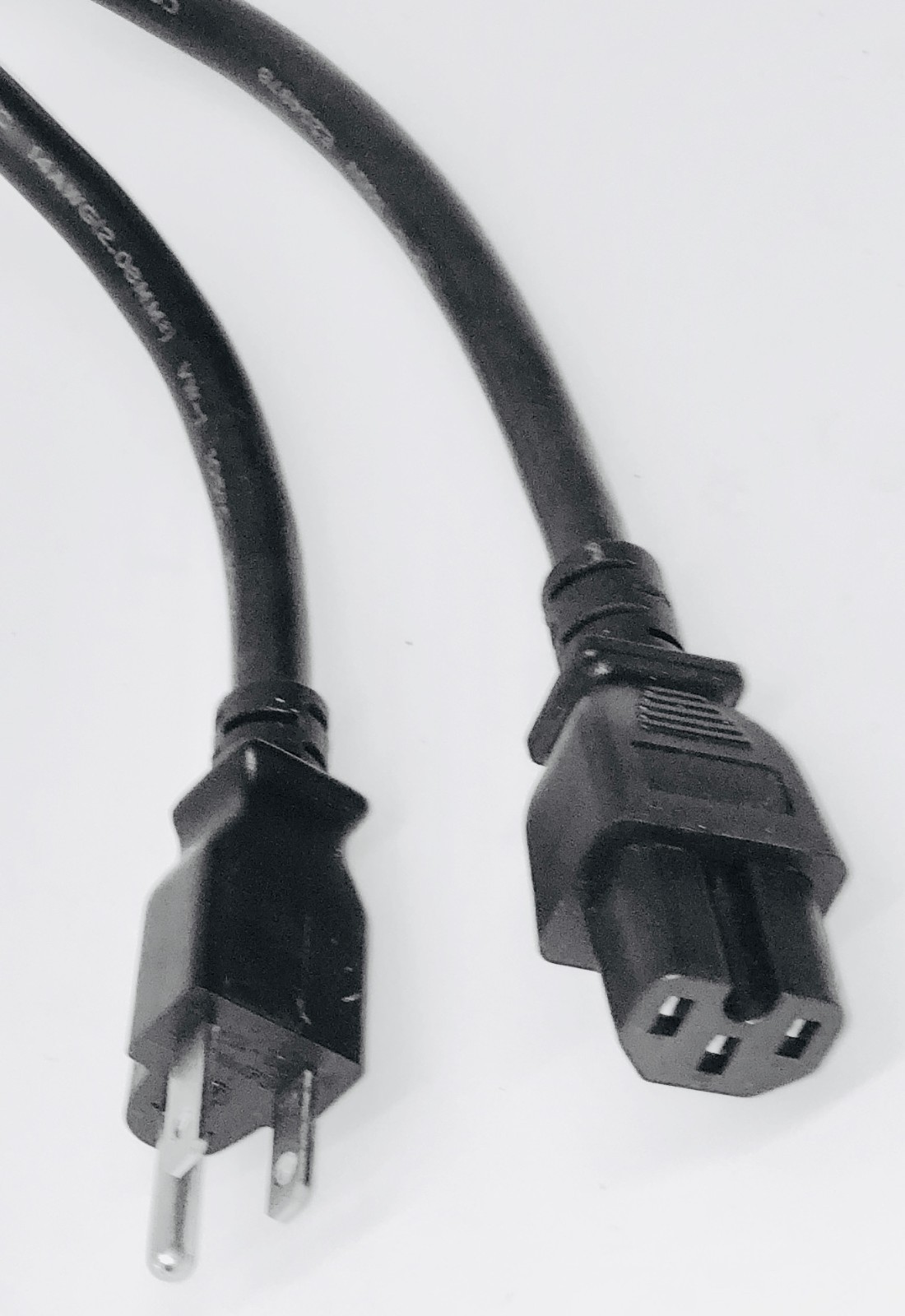 CAB-9K12A-NA ,    Compatible AC Power Cord, 5-15P to C15, 14 AWG, 8ft