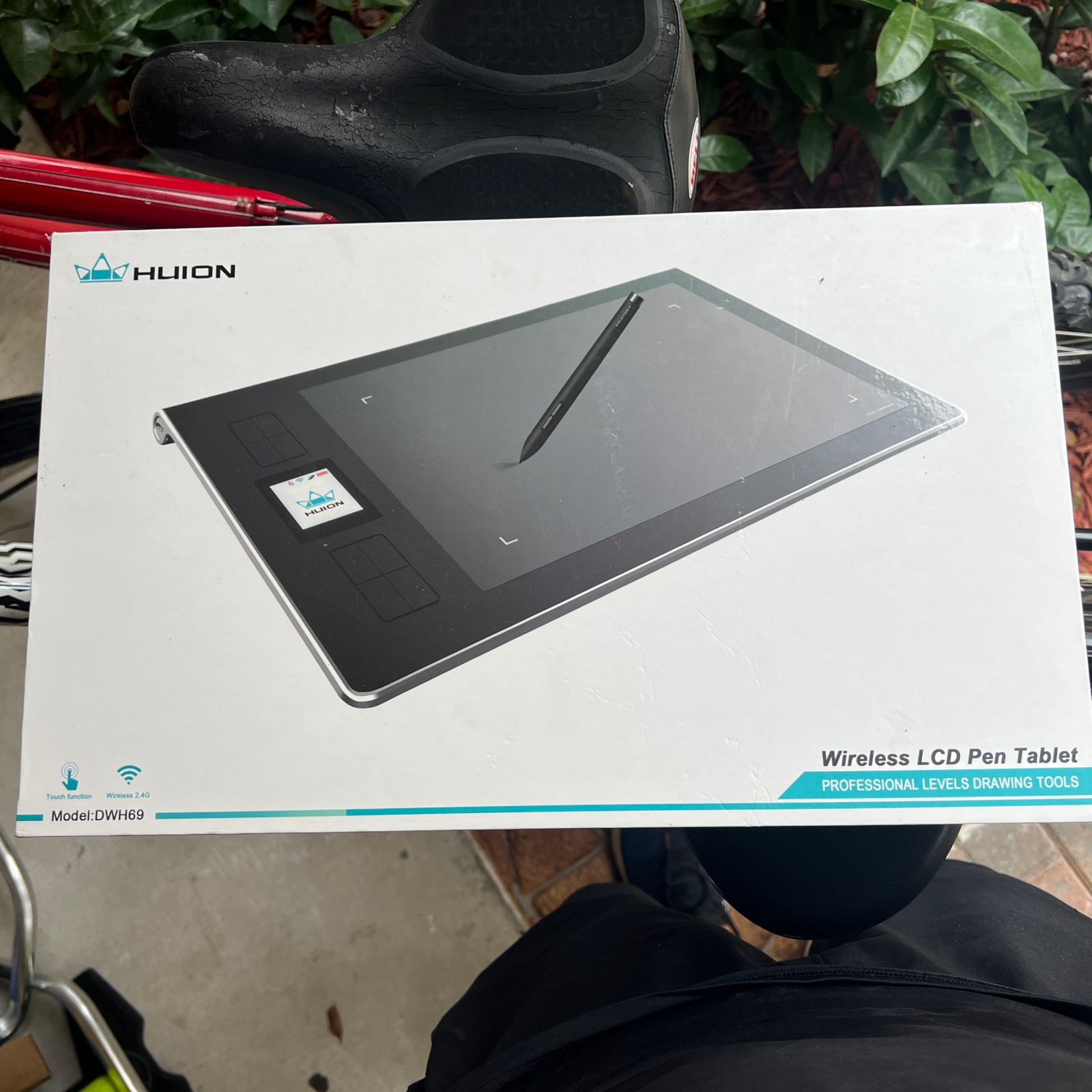 Huion Wireless Graphic Drawing Tablet - DWH69