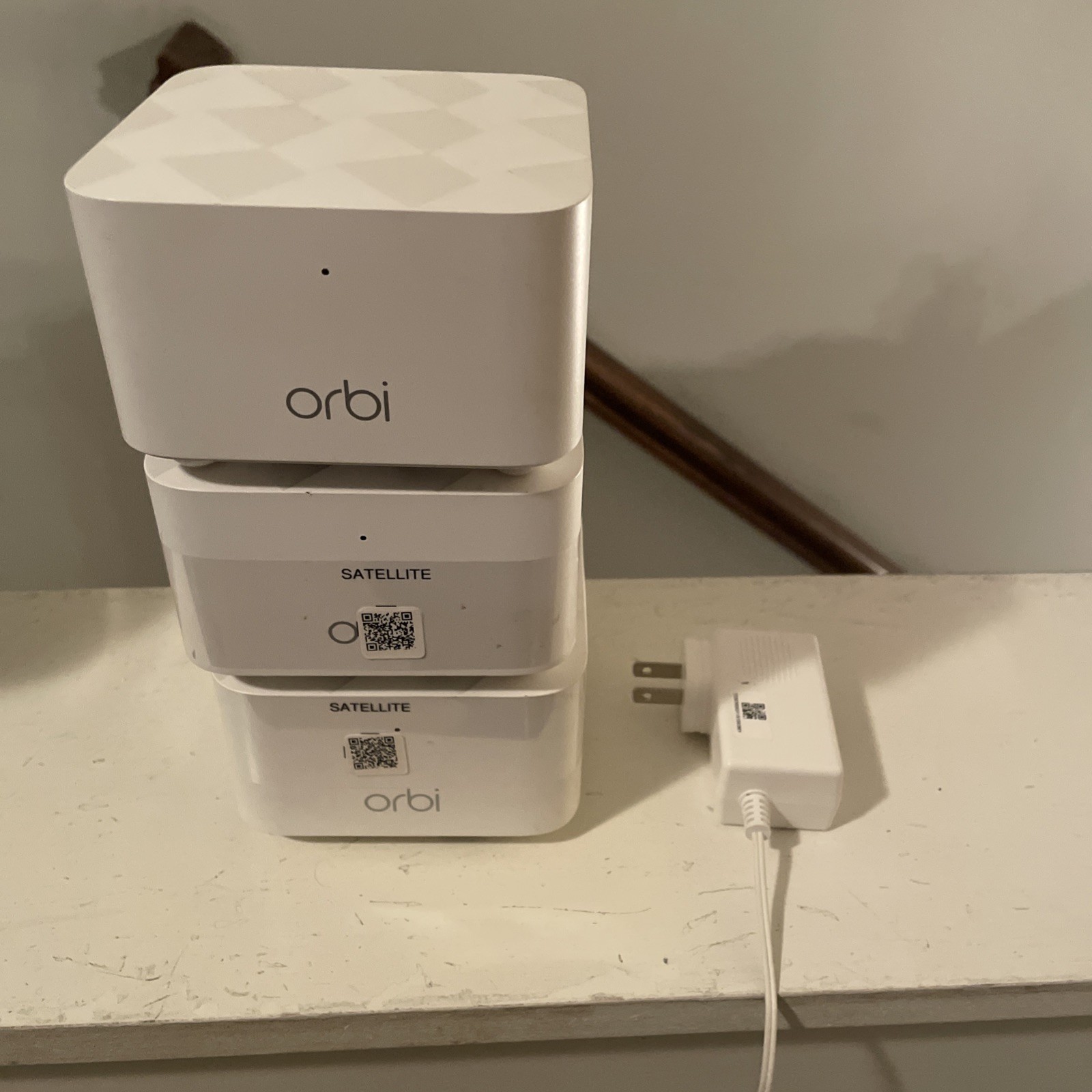 Netgear Orbi Rbk12 Modem Router Whole Home Wi-Fi System Dual Band