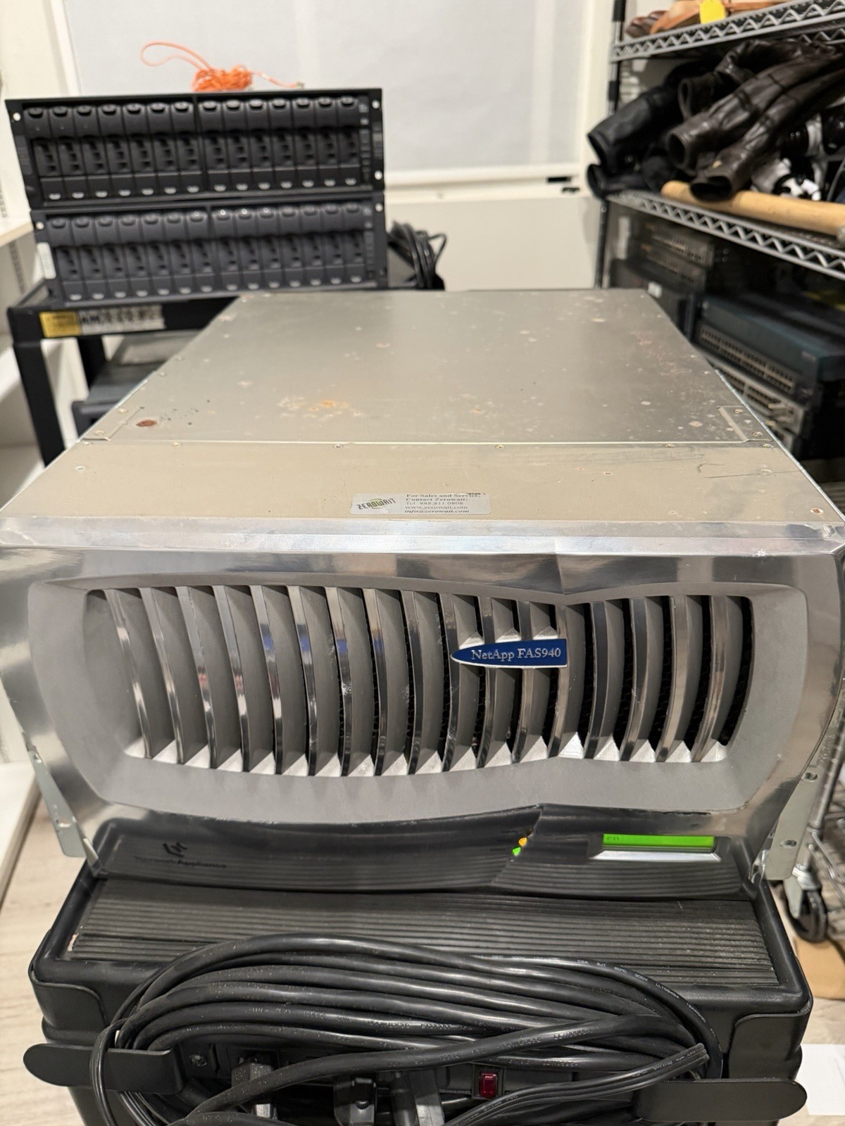 NetApp FAS940 Storage System Dual Controller Tested Working LCD OK