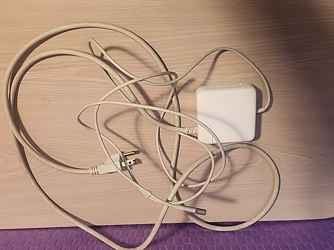 MagSafe 2 Replacement AC Adapter 60W Power Charger Used, Not Tasted Sell As Is.