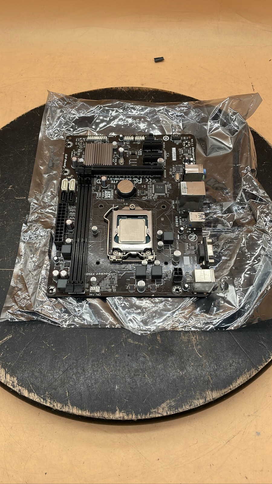 Gigabyte GA-H81M-S1 LGA1150 Micro ATX Motherboard Unit w/ Intel Pentium CPU