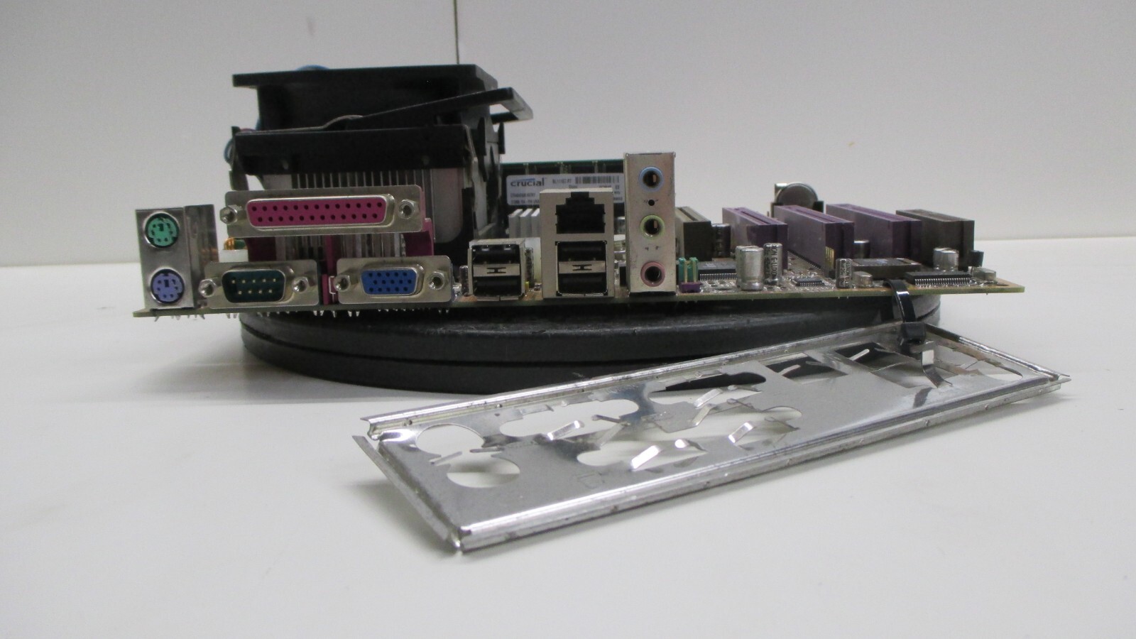 Soyo SY-P4VGM V1.0 Motherboard w/ Intel Celeron 2/53GHz 512MB Ram