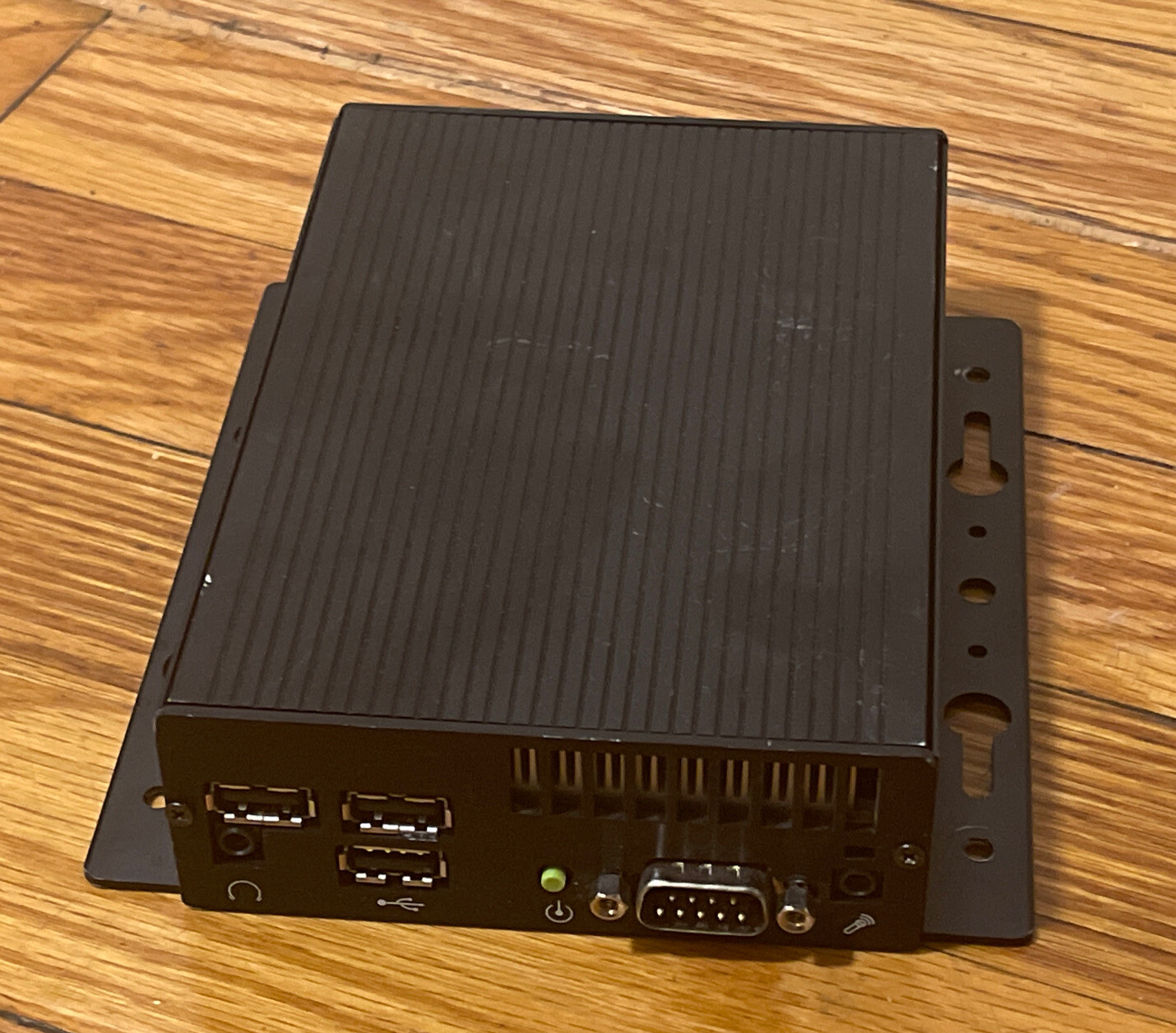 STEALTH LPC -100 ultra small mini pc