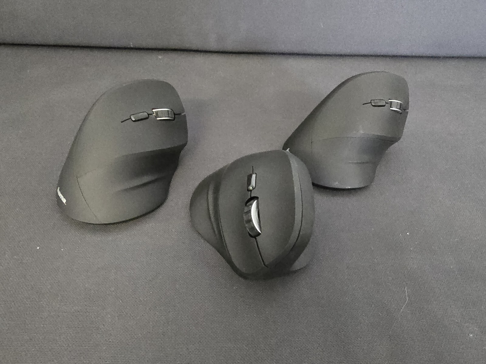 3x Hama Vertical Wireless Optical Mouse Ergonomic, Left Handed, USB 1800 DPI 6-Tas