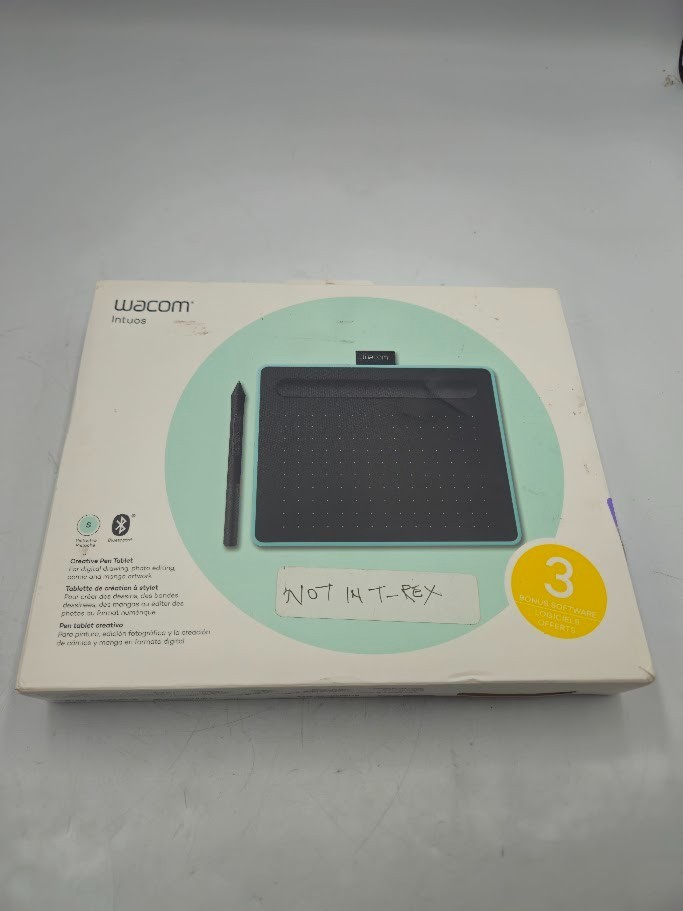Wacom Intuos Small Wireless Graphics Tablet Black Portable for Teachers, Student
