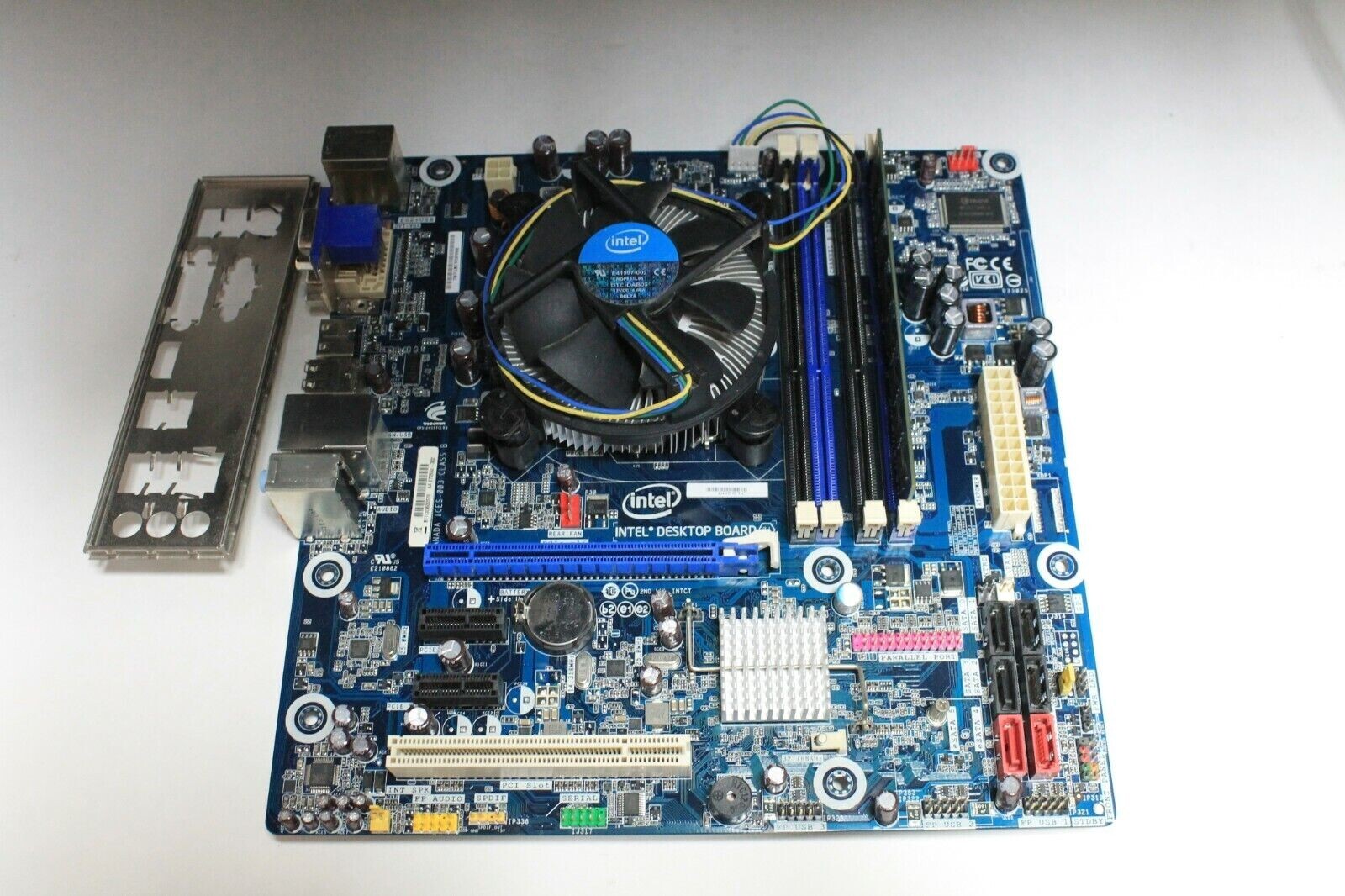 Intel DH55TC Mobo + Intel i3 530 2.93 GHz CPU + 4gb DDR3 RAM w/ I/O Shield #bac1