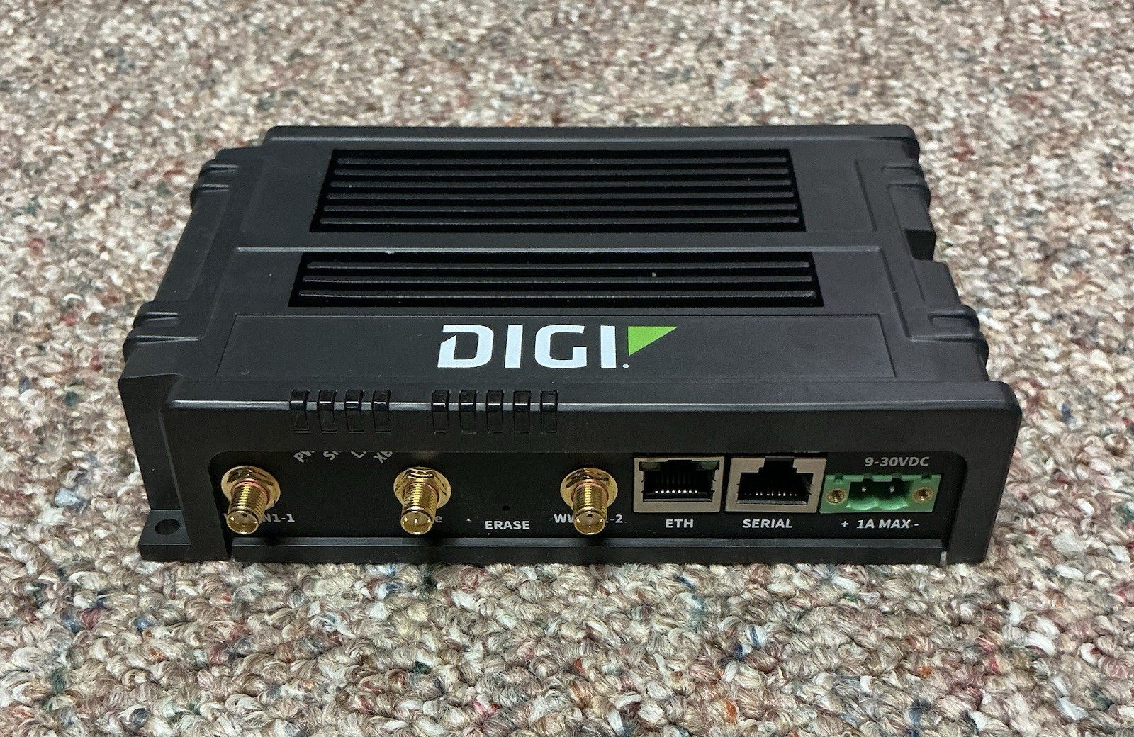 Digi IX15 - XBee 3 PRO, LTE Cat 4, (1) Ethernet, RS-232/485