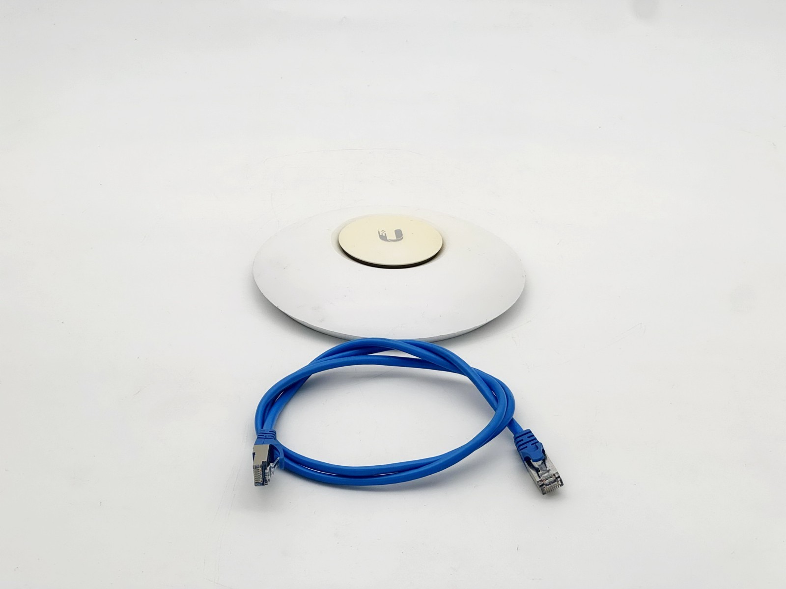 UBIQUITI UNIFI UAP-AC-LITE AC1200 802.11AC DUAL BAND GIGABIT POE ACCESS POINT
