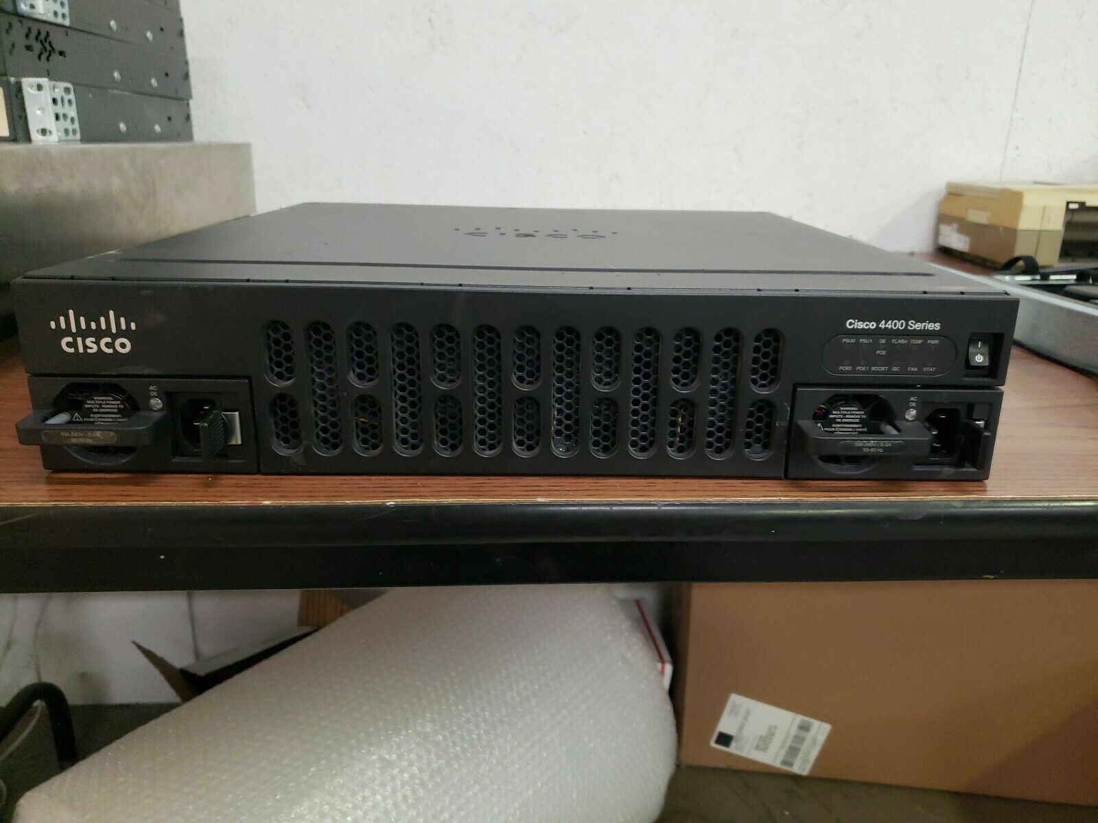 Genuine Cisco ISR4451-X-AX/K9 V06 ISR 4451 PoE 4 Port no clock issue Dual Pwr